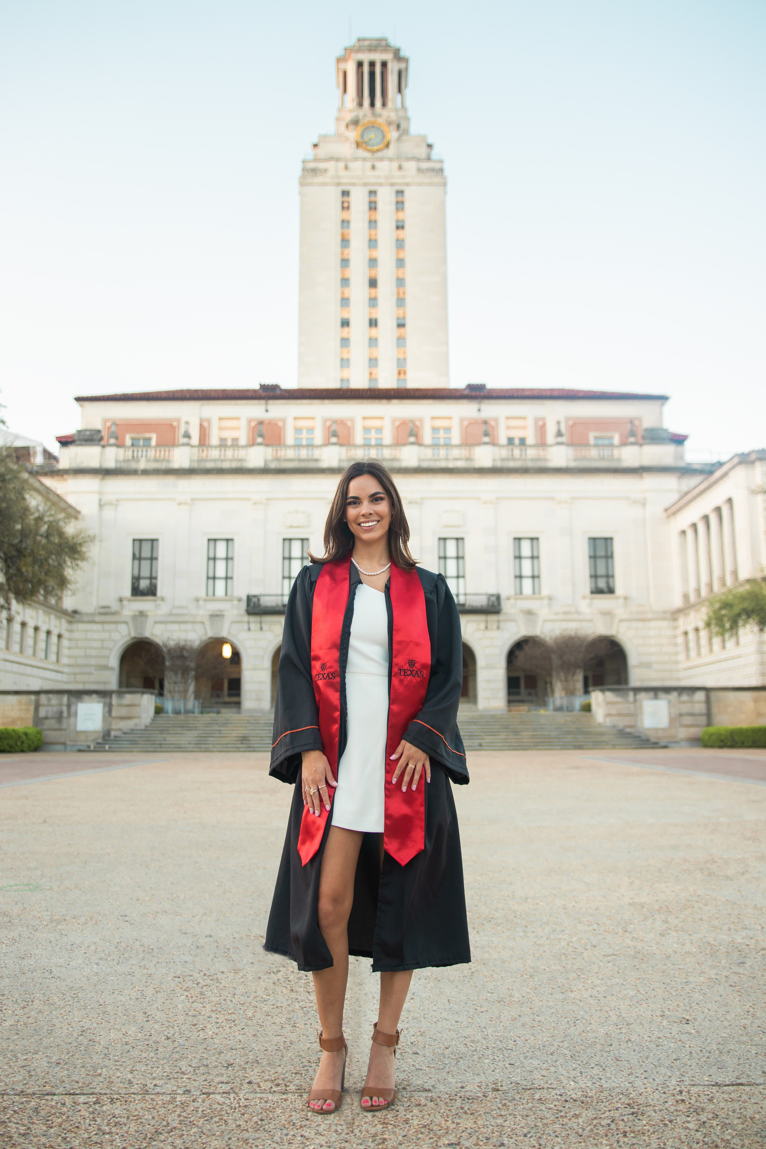 Mia’s senior photoshoot at the University of Texas Austin