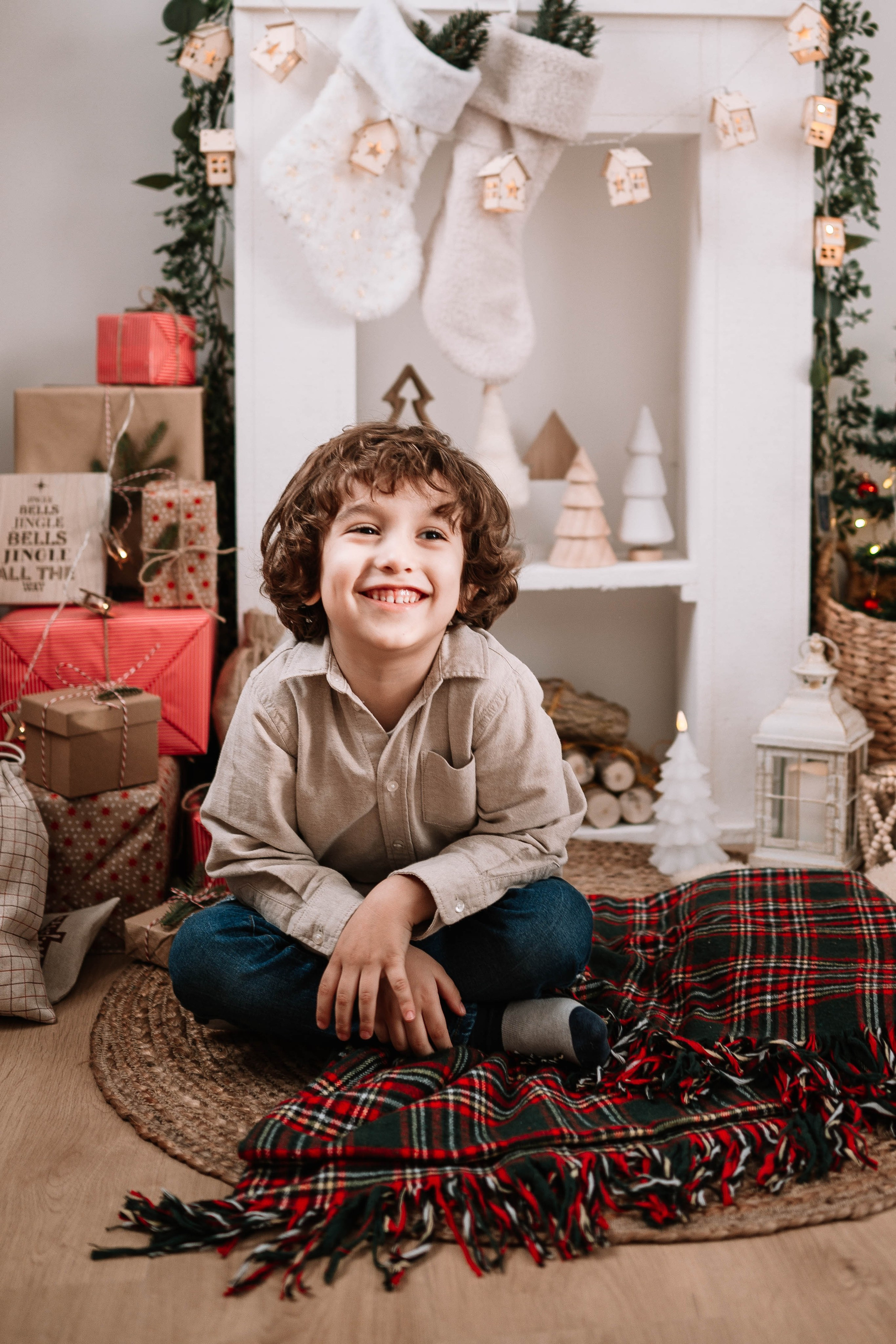 Sara, Vuk, Nevena i Ivan - novogodišnje fotografisanje. Dečiji i porodični fotograf