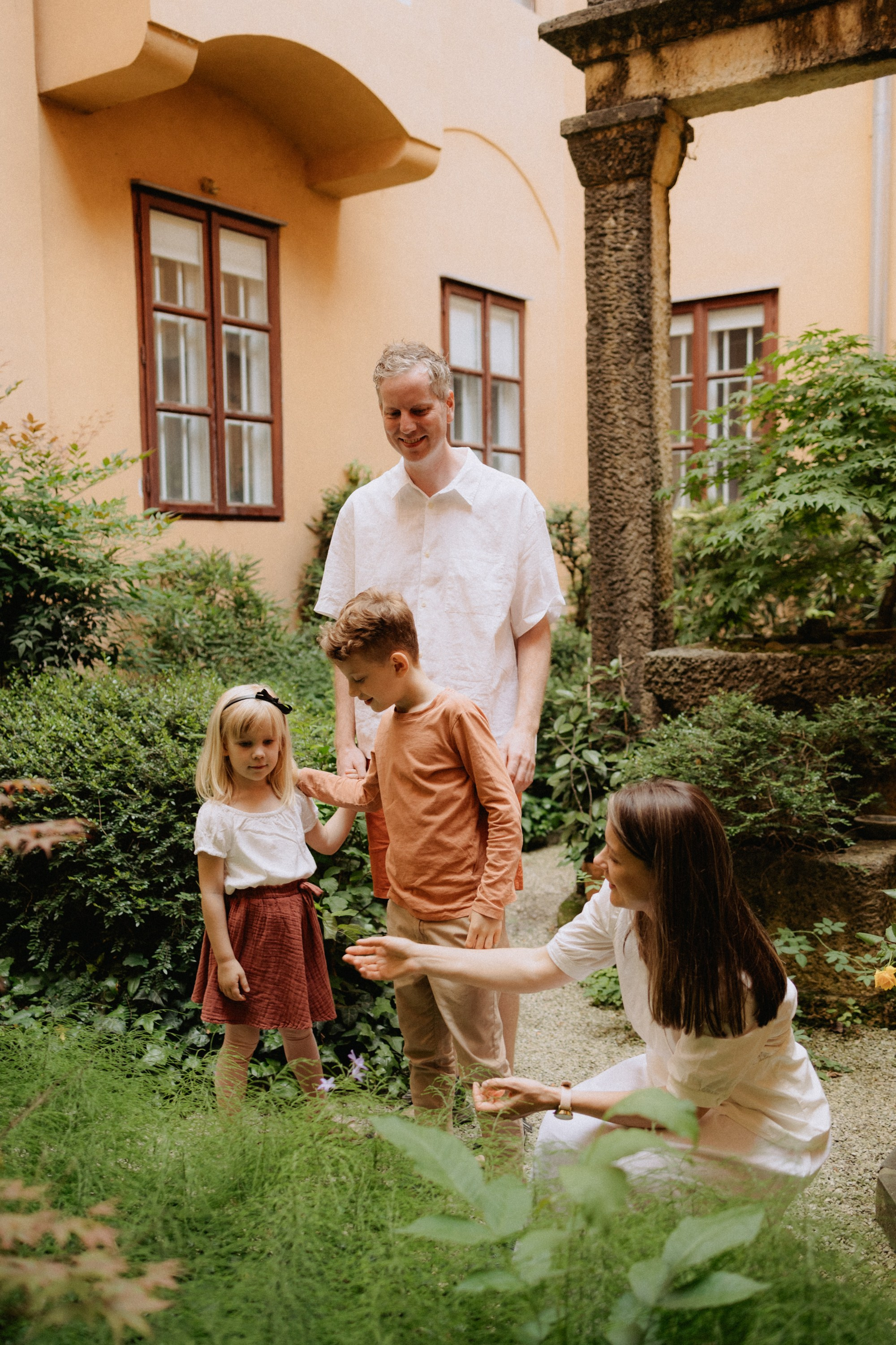 Family in the city. Elena Gorobets. Photographer in Zagreb