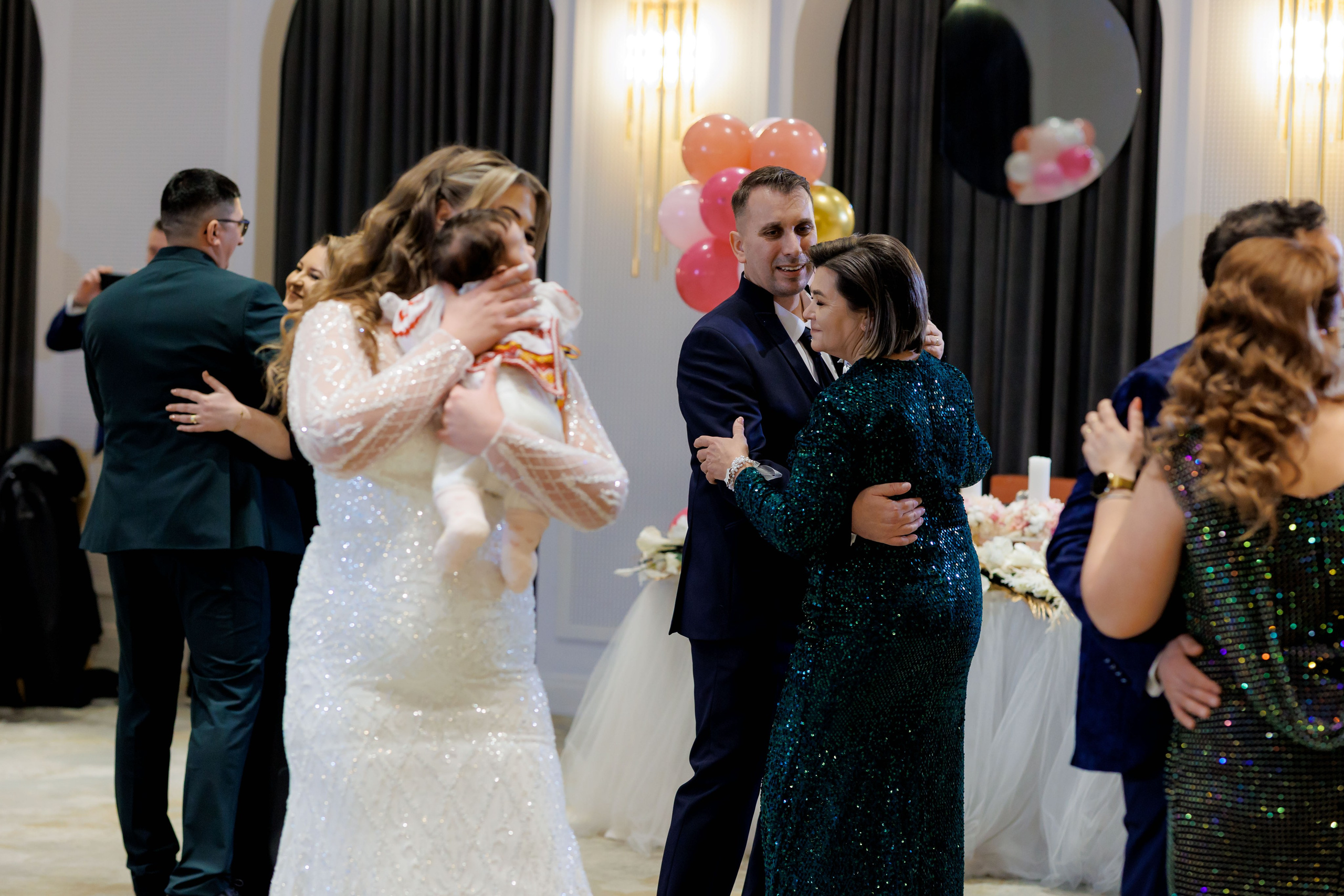 Povestea voastră, regizată de noi |Cristi Turculet Videograf Nuntă Suceava | wedding highlight. Servicii foto-video profesionale, pentru momente de neuitat