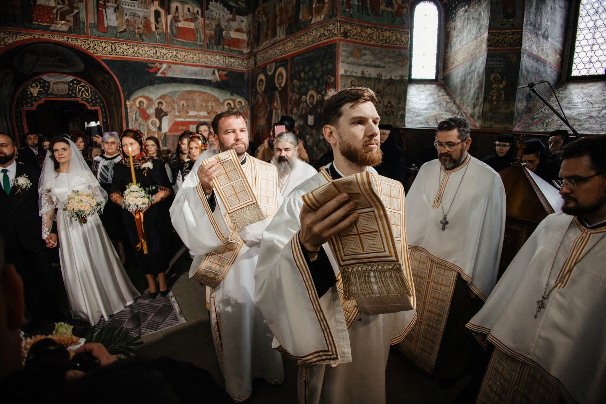 Nunta de Poveste la Sucevița: Cristi și Andreea. Servicii foto-video profesionale, pentru momente de neuitat