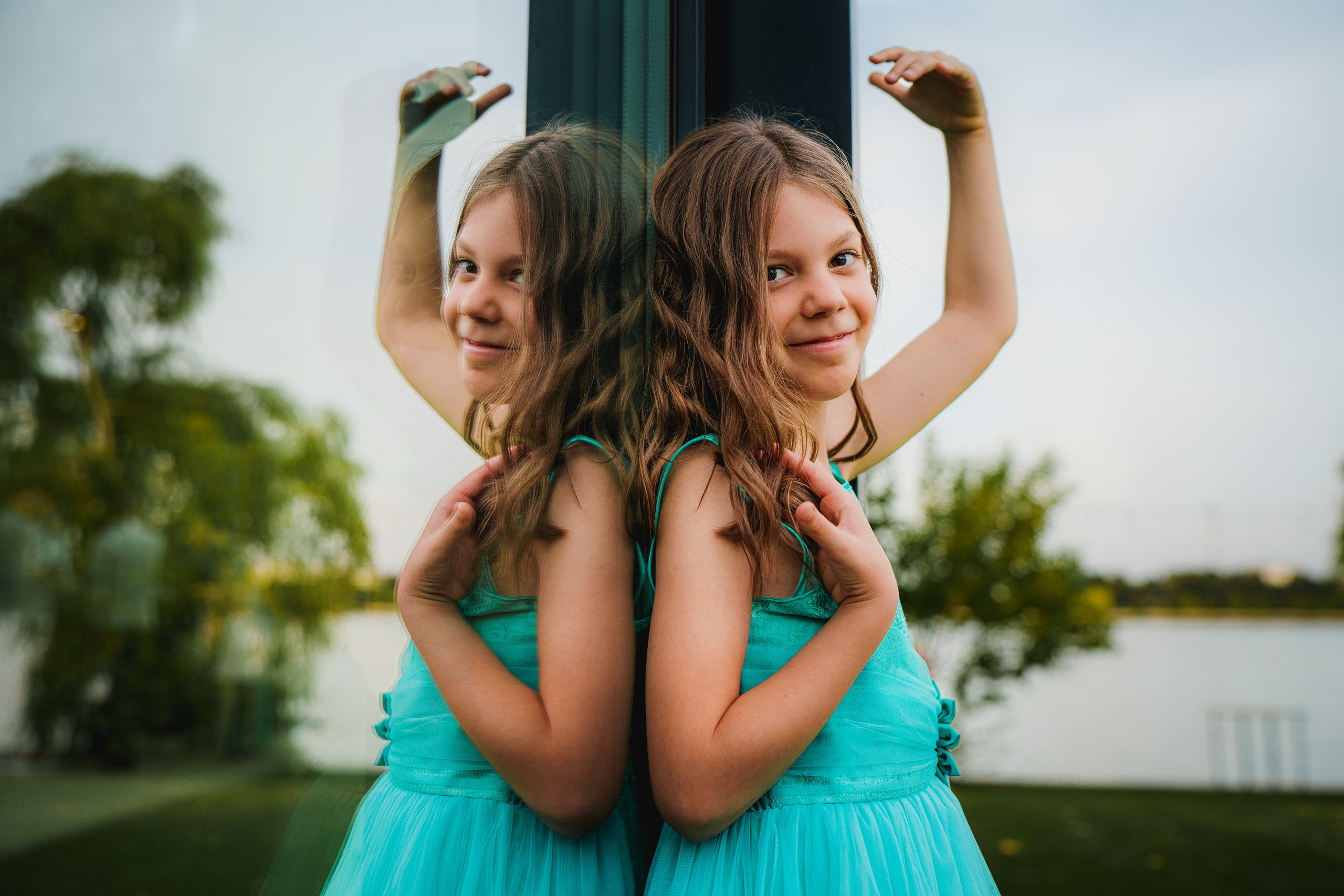 Ședința foto cu Ecaterina și Ilinca – portrete pline de zâmbete și emoție. Liviu Andrei - Fotograf