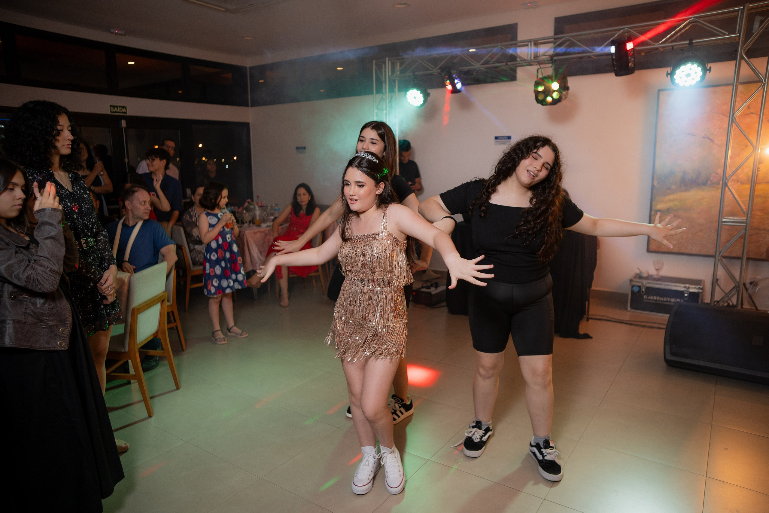 Maria Laura — Villa de León / Bauru SP. Robson Colaço