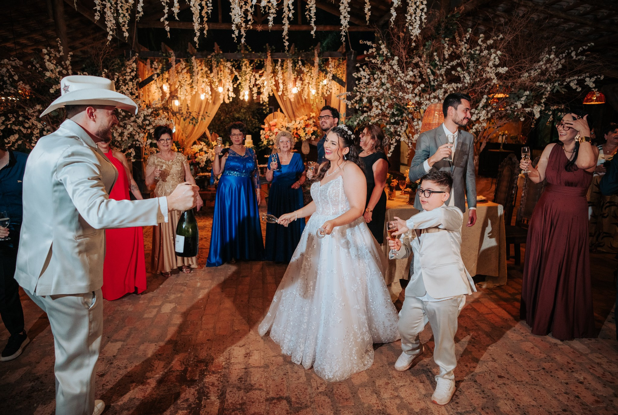 Aline & Daniel — Vila Casali / Piratininga SP. Robson Colaço