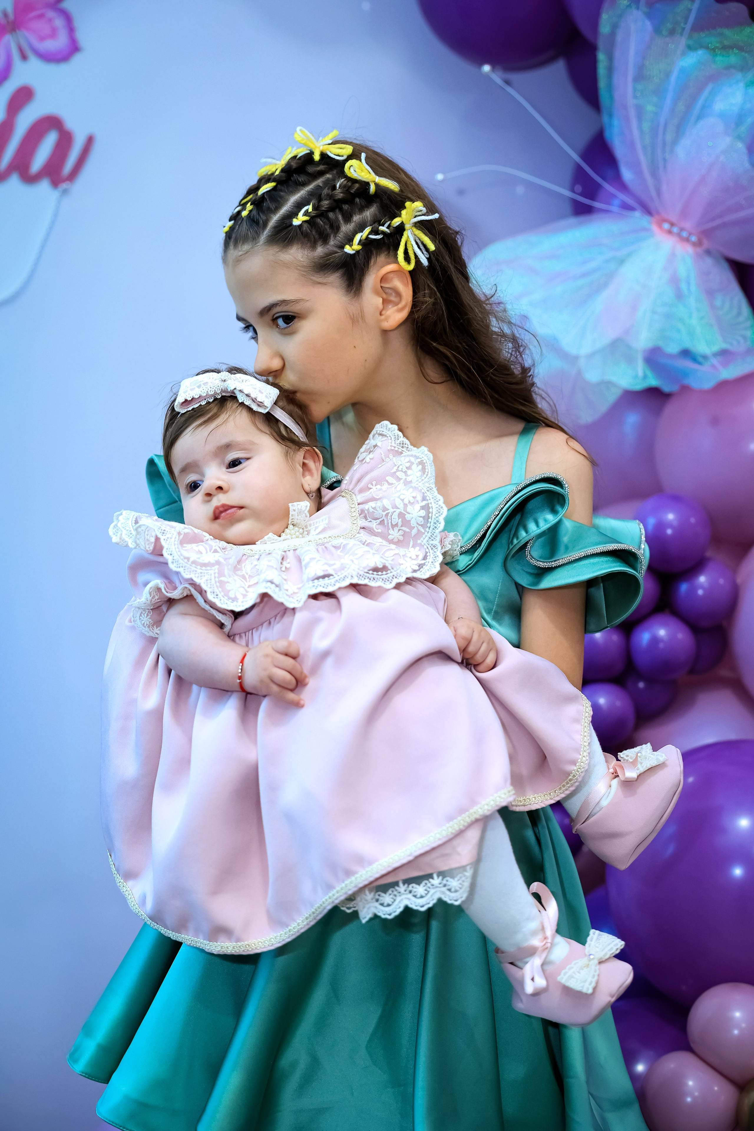 Iris Stefania. Moments By Gub