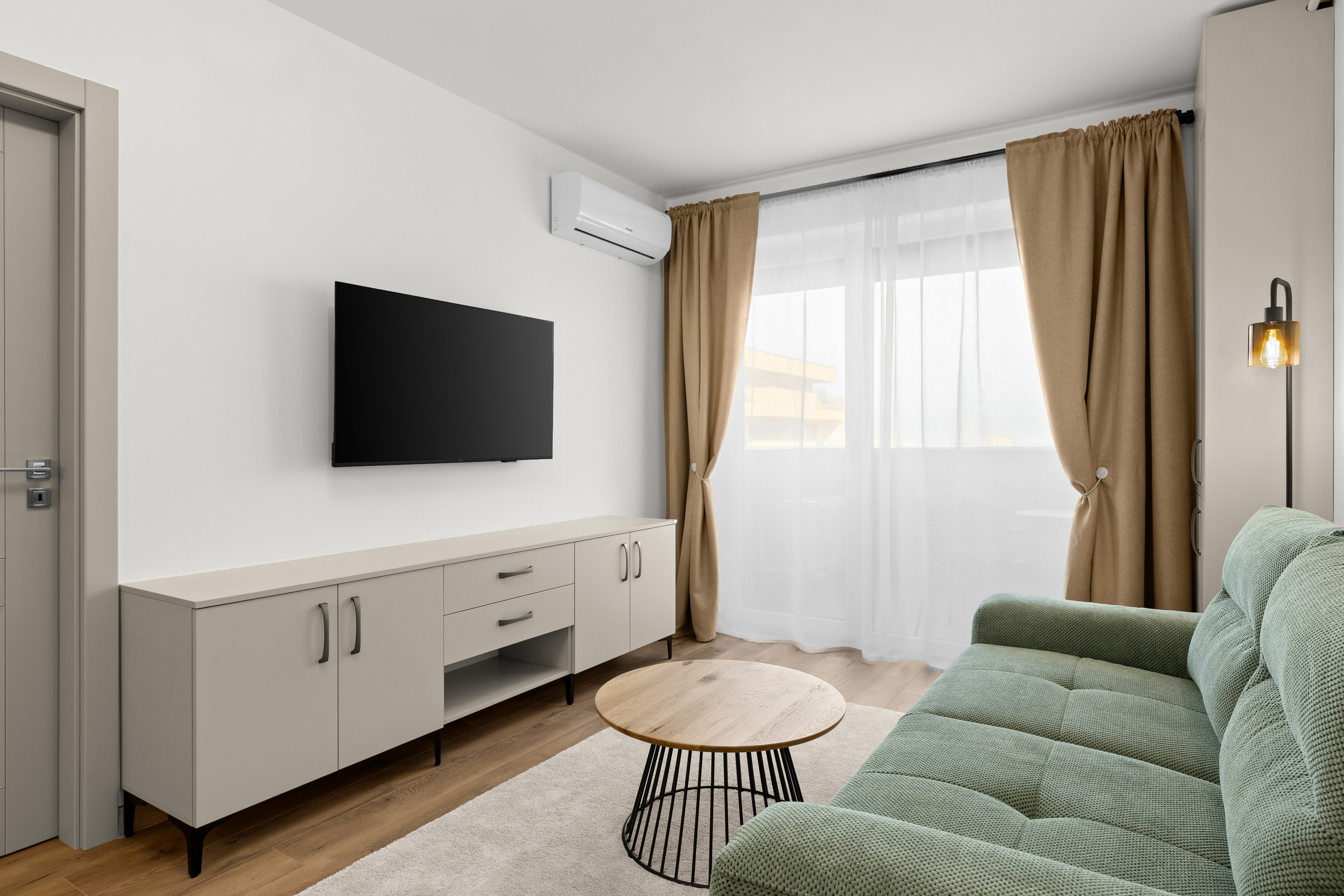 INTERIOR - REALESTATE. Samuel Ciobanu