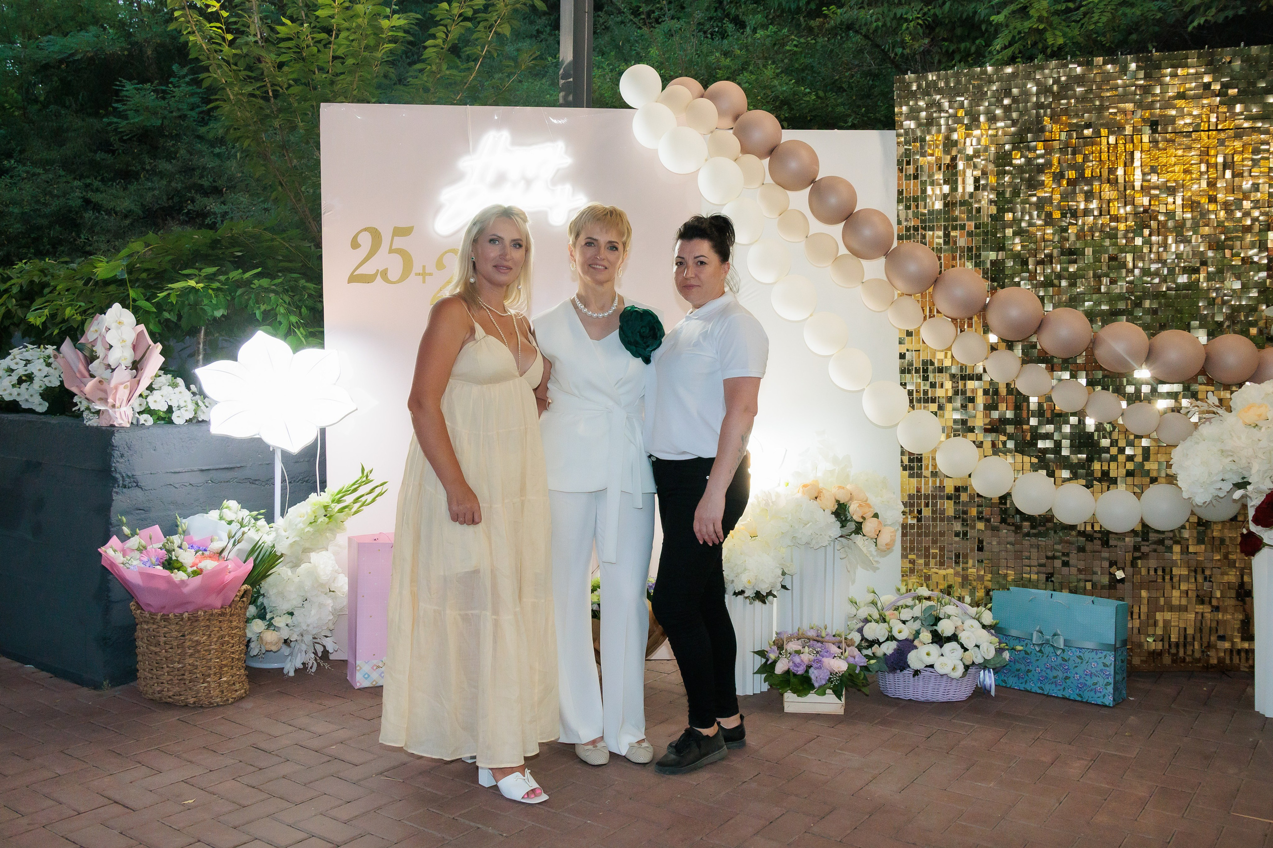 Violeta 25+25. ✔️ Фото Видео на свадьбы и крестины Молдова — Cinematic.md