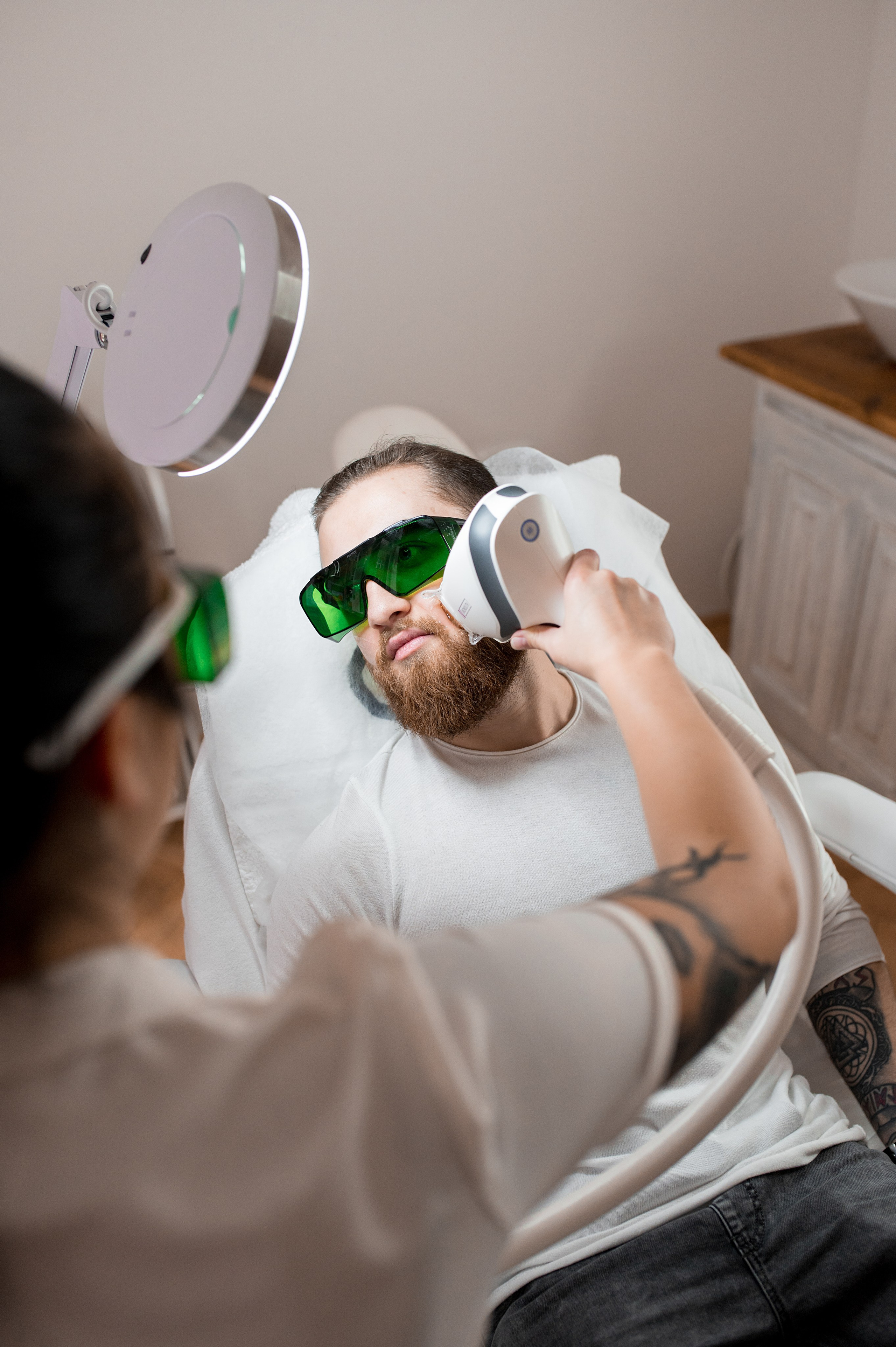 Saint Monica beauty studio in Prague. ANNA-MARIA PHOTO CONTENT CREATOR — фотограф, эстет, художник и визуальный эксперт в Instagram, работающий в Праге