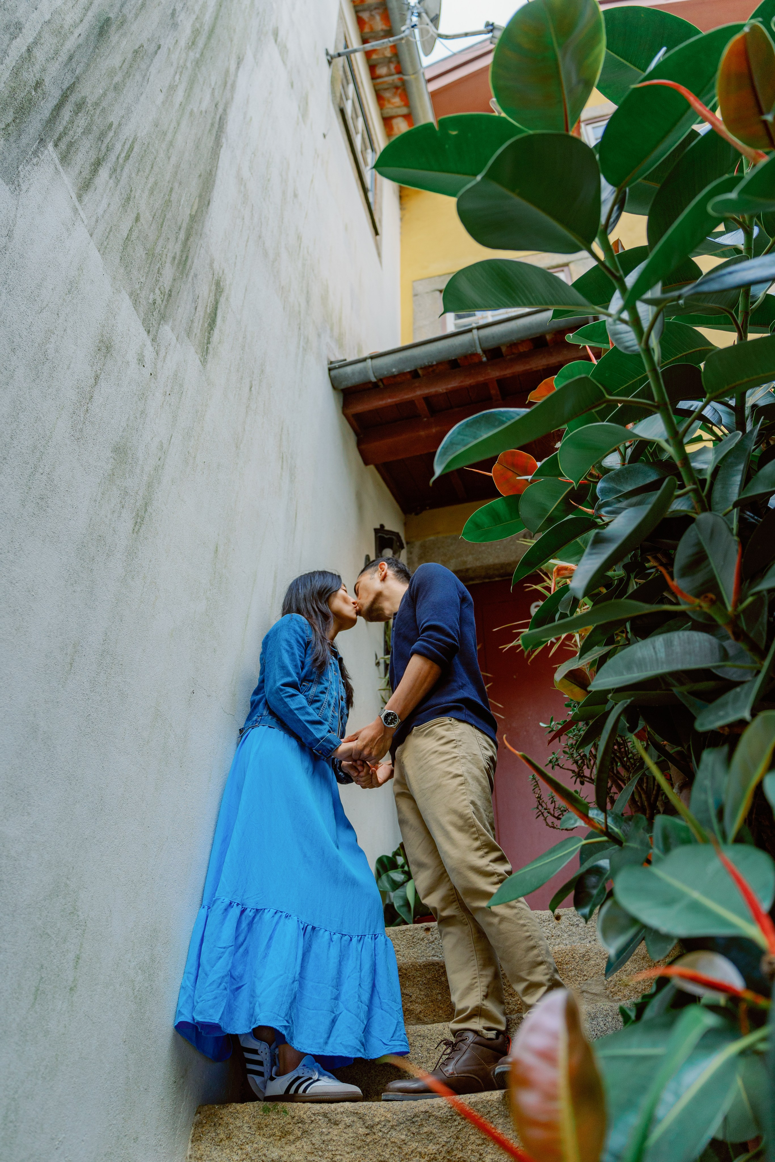 Michele & Darar in Porto. Porto Travel Photographer | Couples & Vacation Photos in Portugal — WePortugal