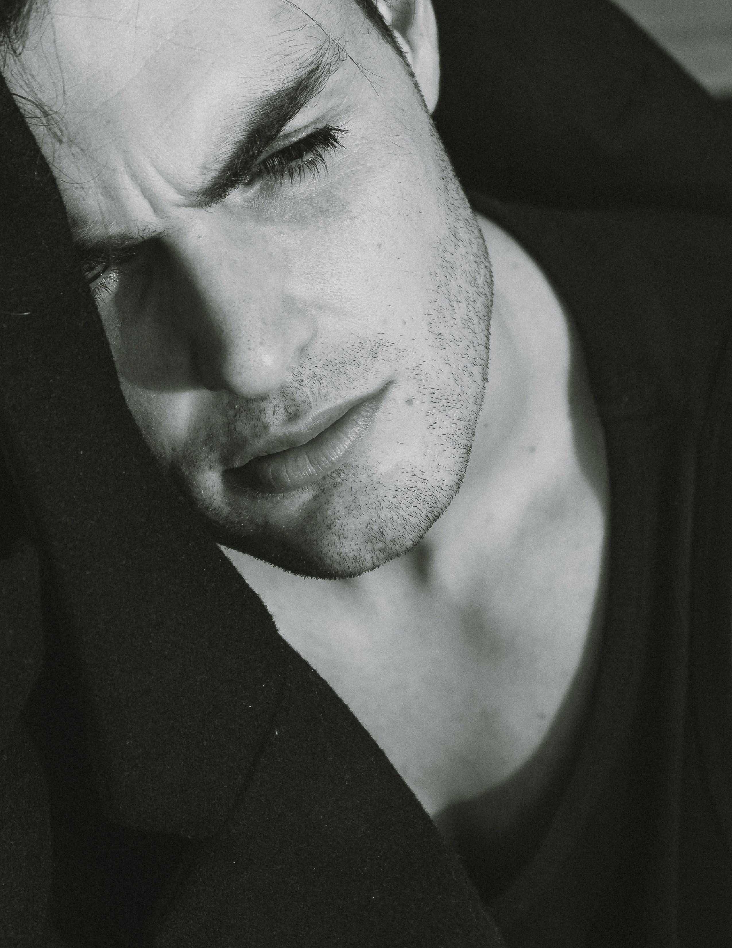 Фотосессия для актера Jaime Medina в дюнах — фотограф Андрей Луковников, Испания (Гуардамар, Аликанте, Торревьеха)