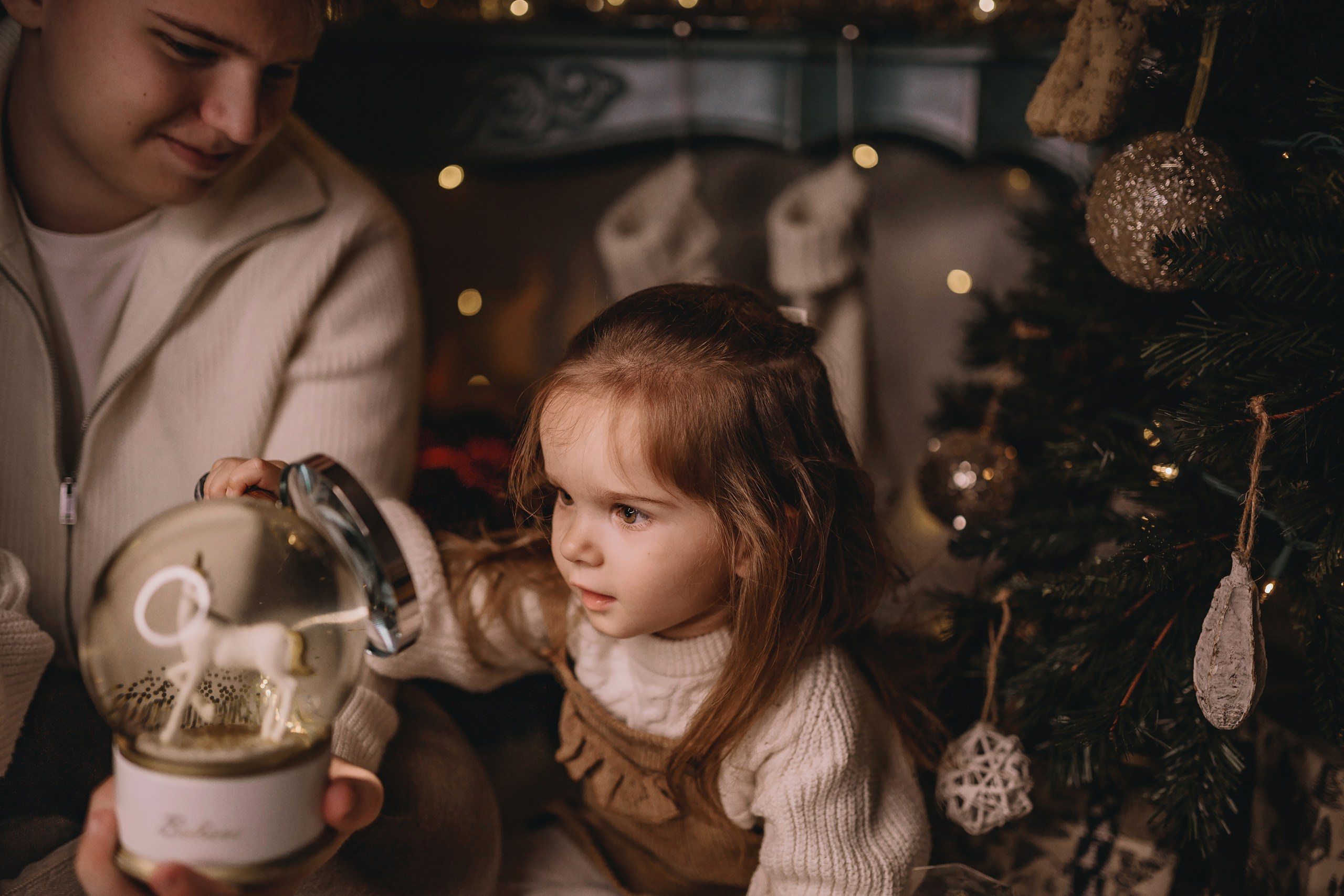 11.26.2025 Christmas Photoshoot. Wedding family event photographer in Chicago Nick Yushevich