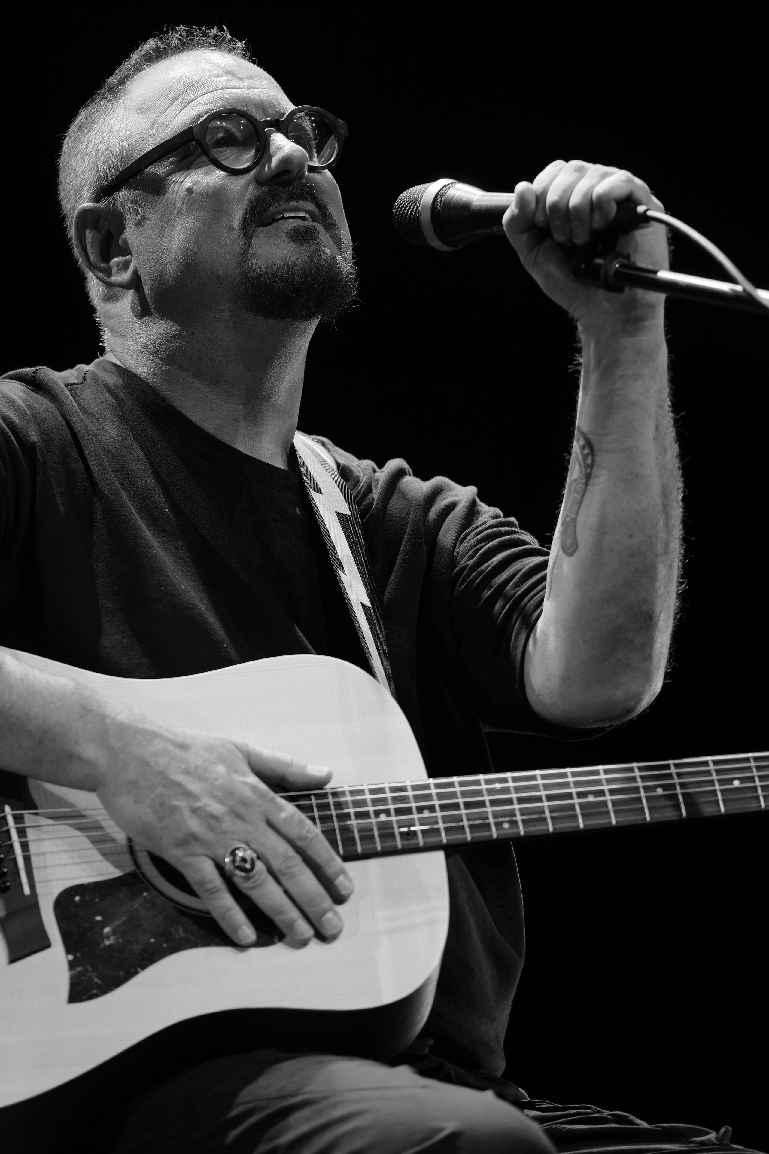 Maxim Leonidov. Middle East Photo Agency — Weddings, Bar & Bat Mitzvahs, Brit Milah, Theater, Magnets, Portraits