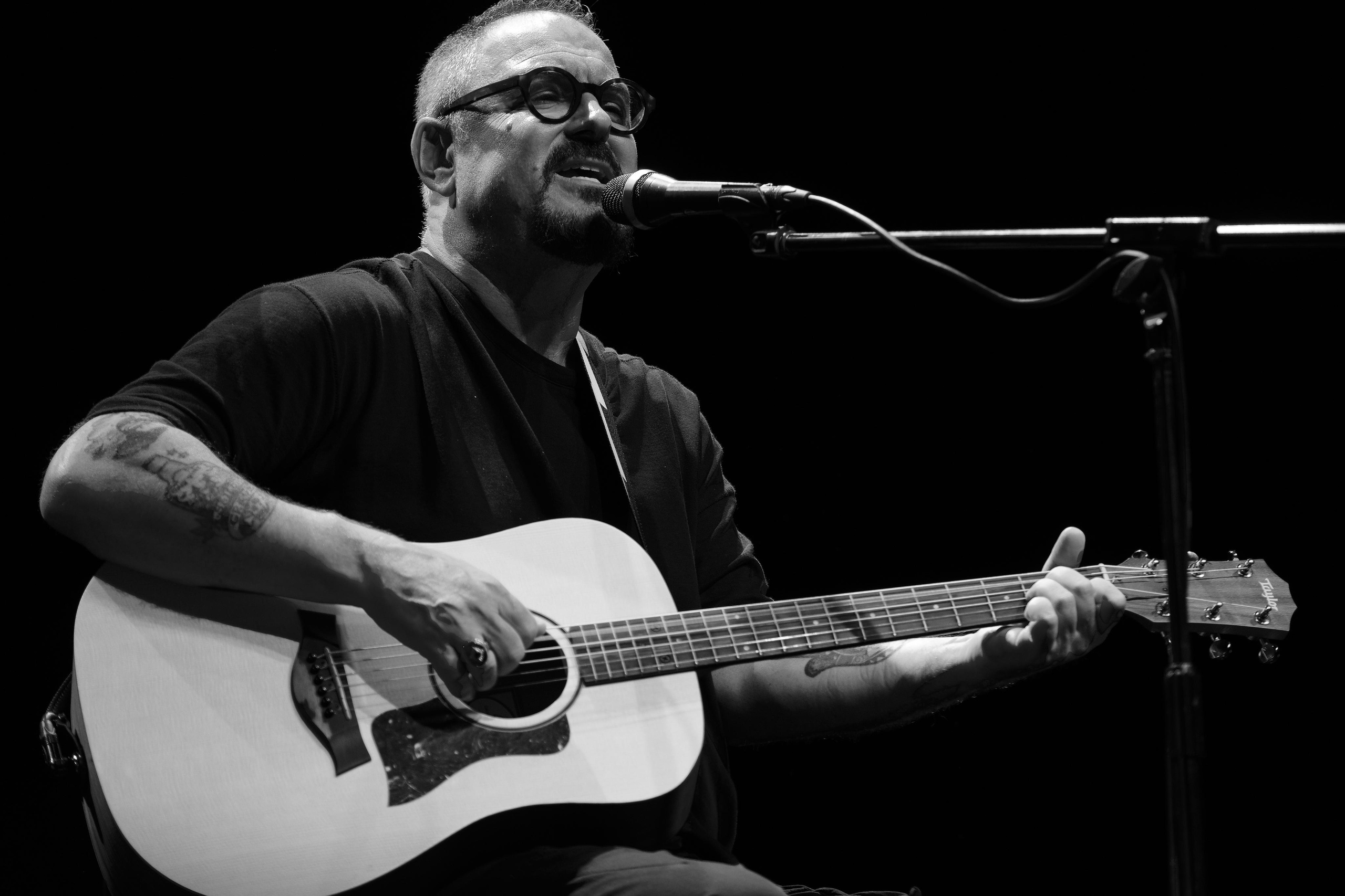 Maxim Leonidov. Middle East Photo Agency — Weddings, Bar & Bat Mitzvahs, Brit Milah, Theater, Magnets, Portraits