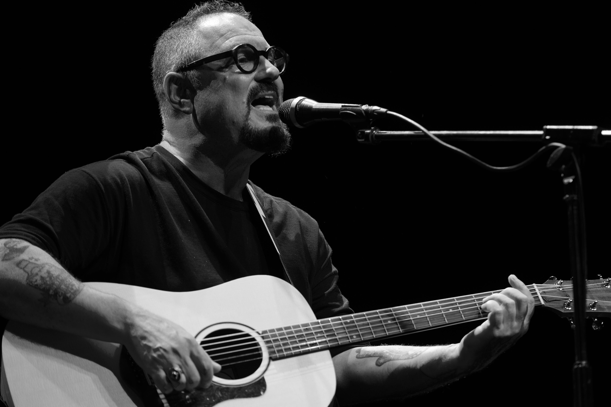 Maxim Leonidov. Middle East Photo Agency — Weddings, Bar & Bat Mitzvahs, Brit Milah, Theater, Magnets, Portraits