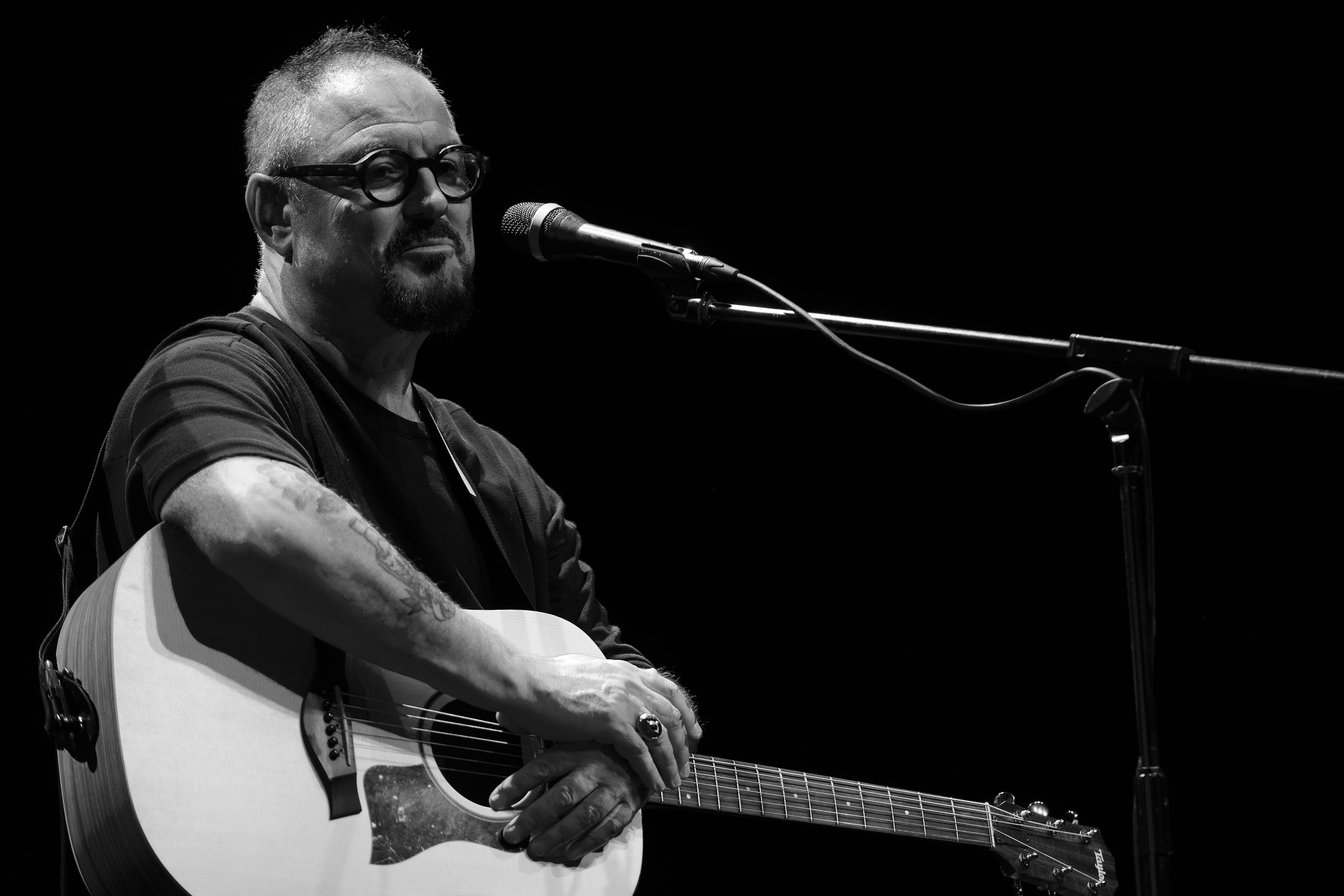 Maxim Leonidov. Middle East Photo Agency — Weddings, Bar & Bat Mitzvahs, Brit Milah, Theater, Magnets, Portraits