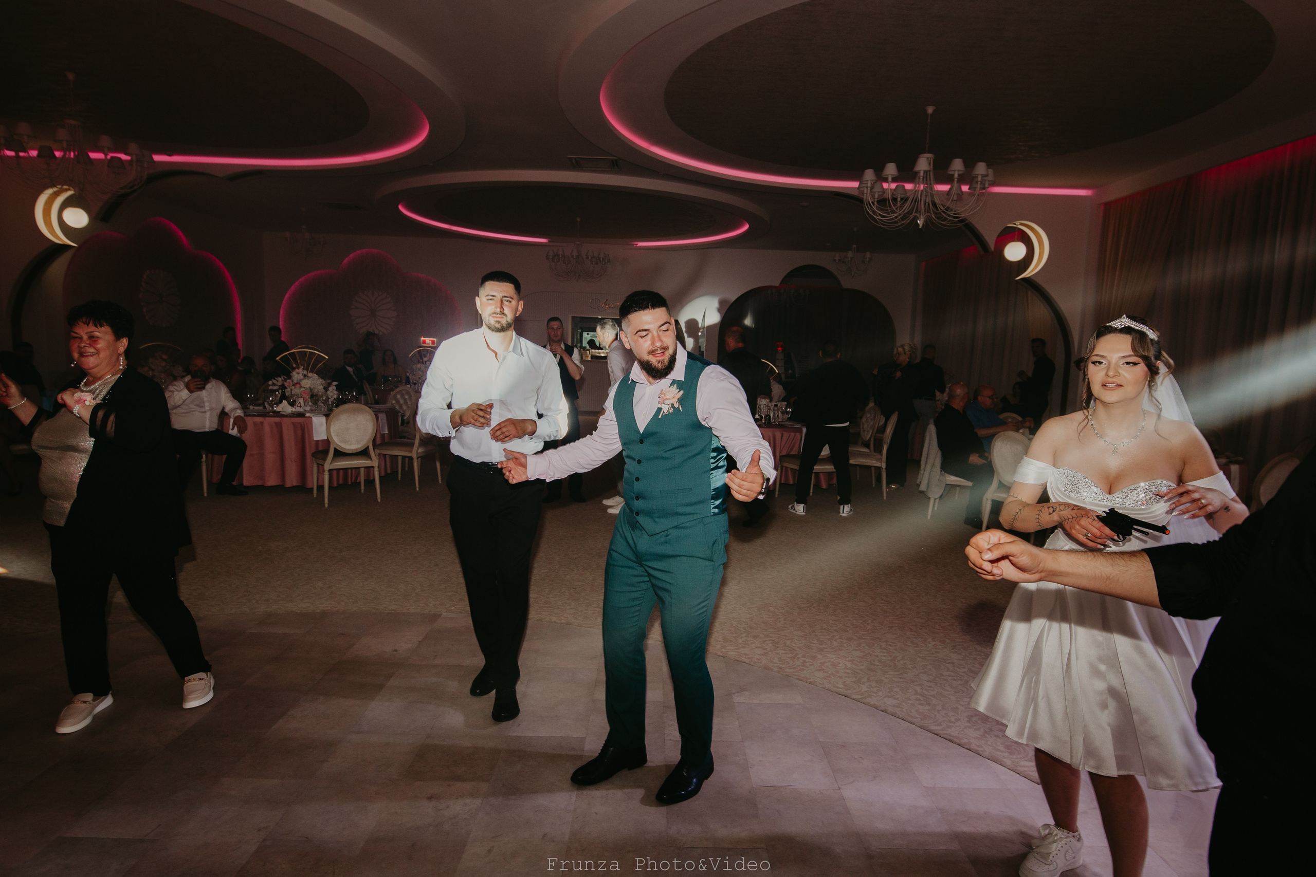 Ionut & Alexandra / Complete Wedding Day. Foto / Video nunta Deva, Hunedoara