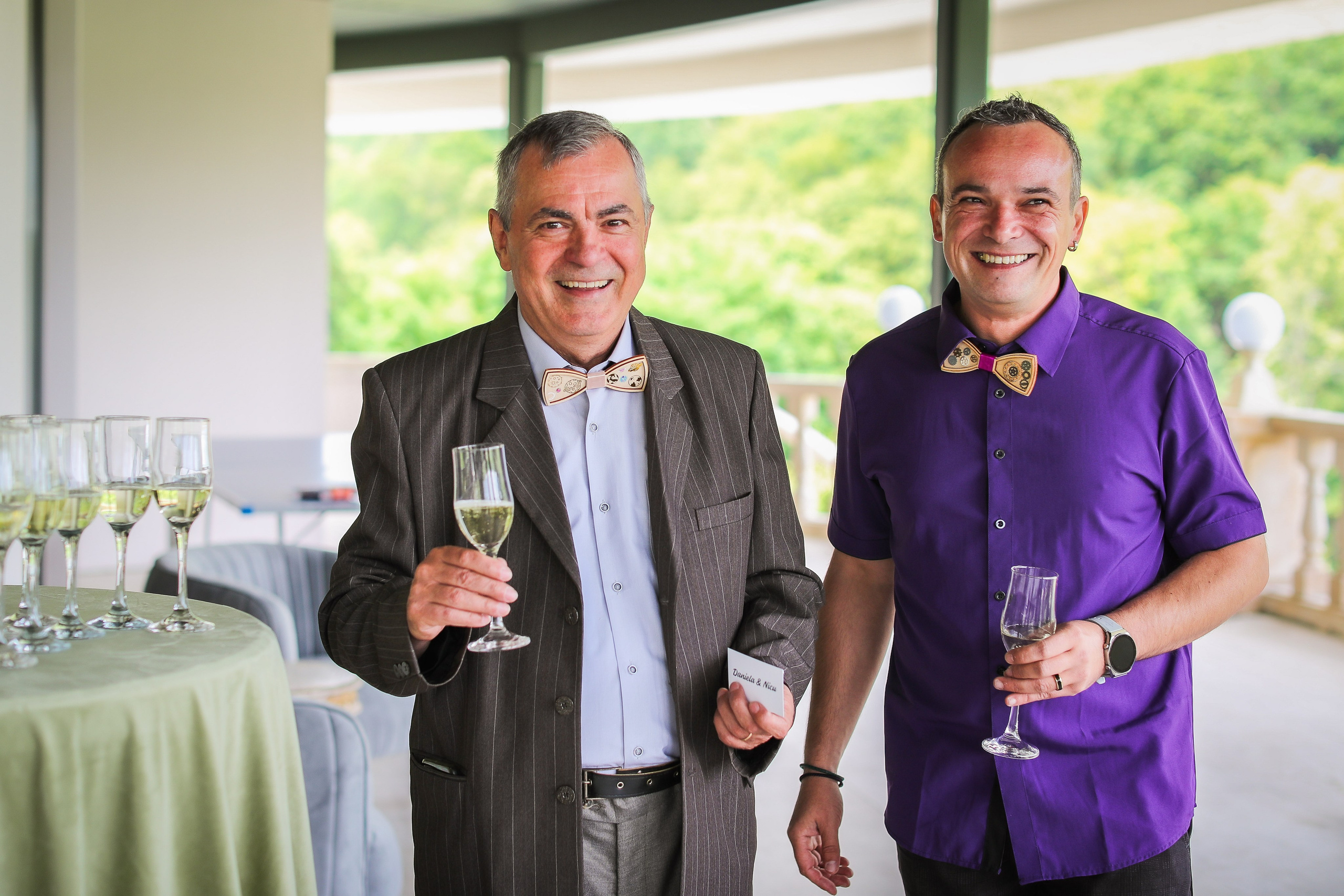 Oana&Bogdan — distractie, rasete, amintiri. Rares Bucur is a professional wedding photographer based in Cluj-Napoca, Romania, specializing in wedding photography