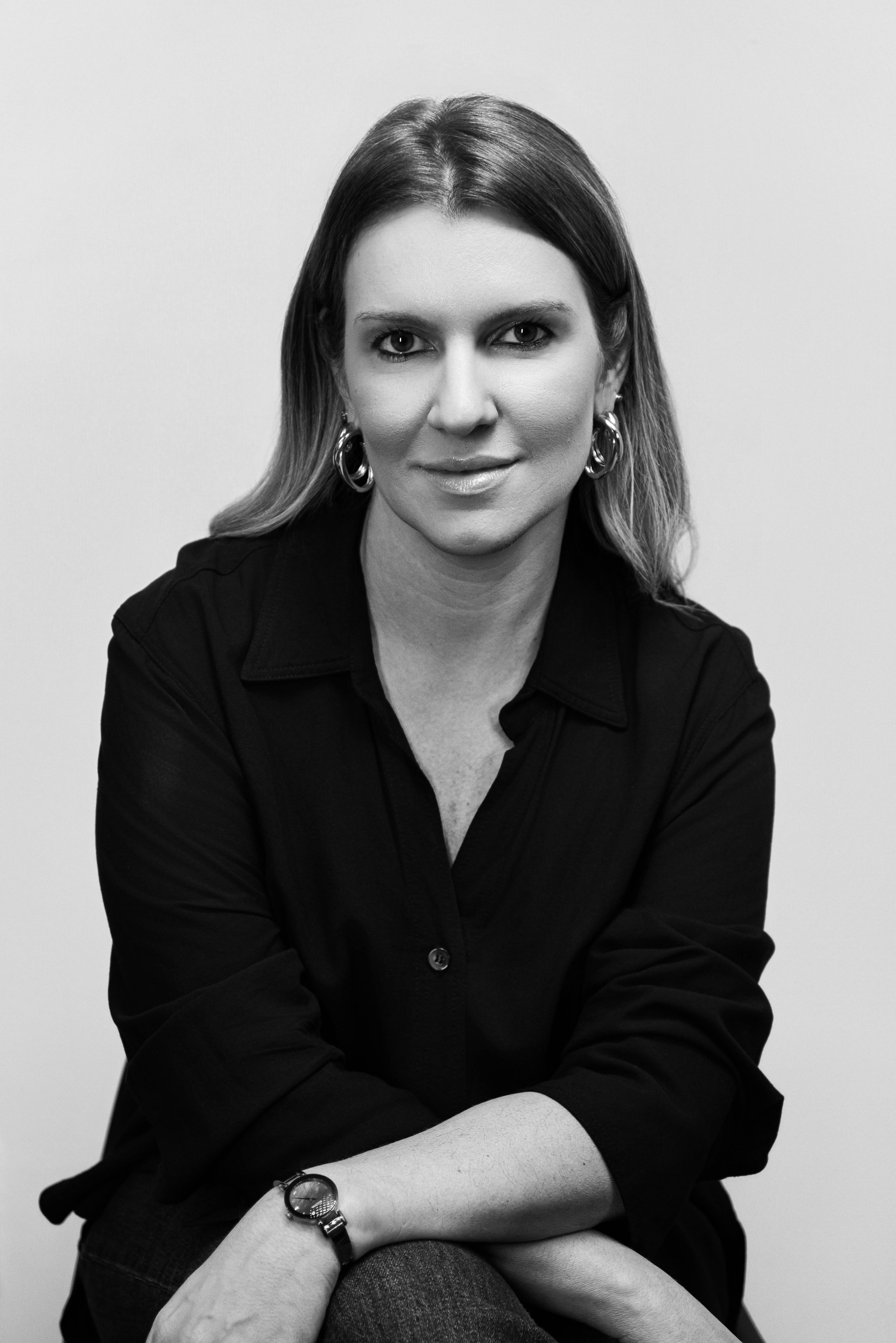 Janaina Peroto. Fotógrafo João Ouchi