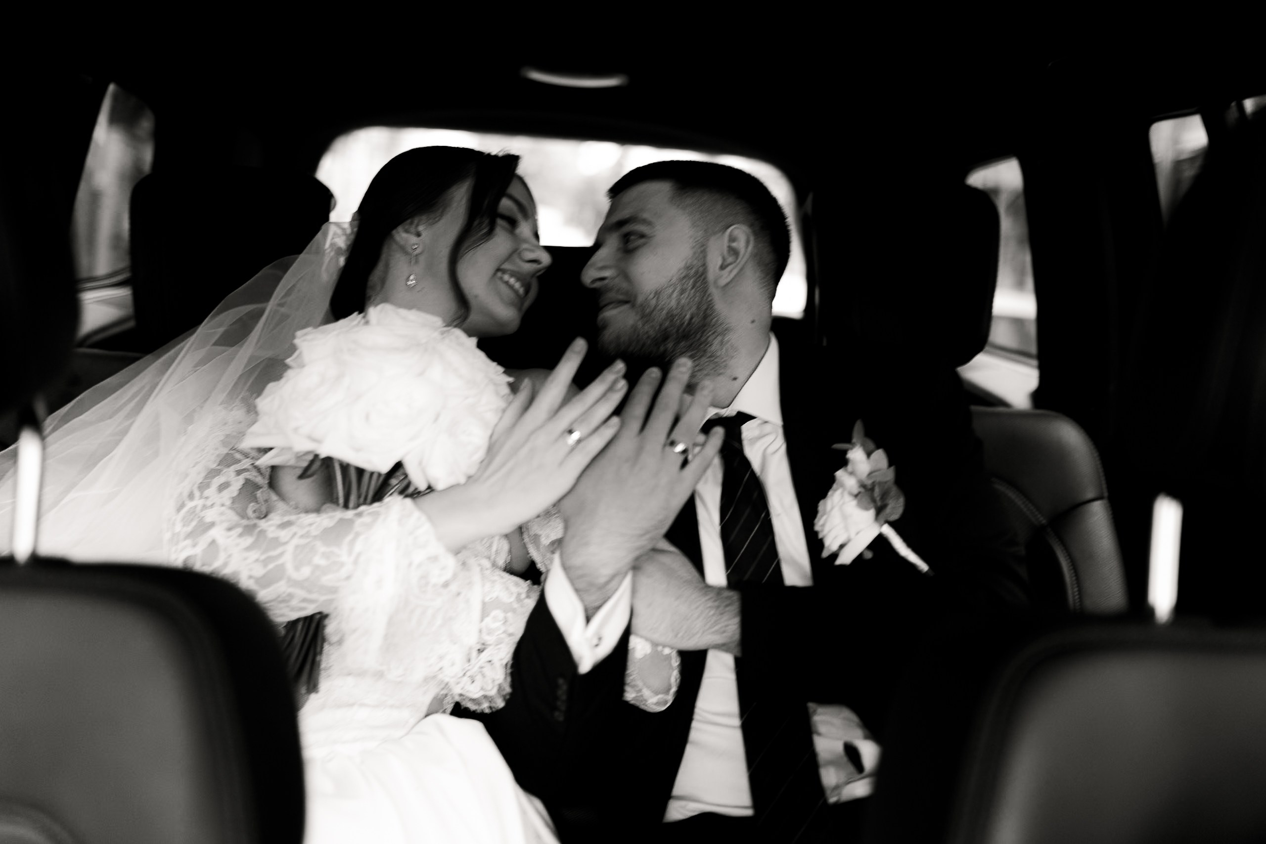 Денис & Каріна. Wedding photographer in Georgia