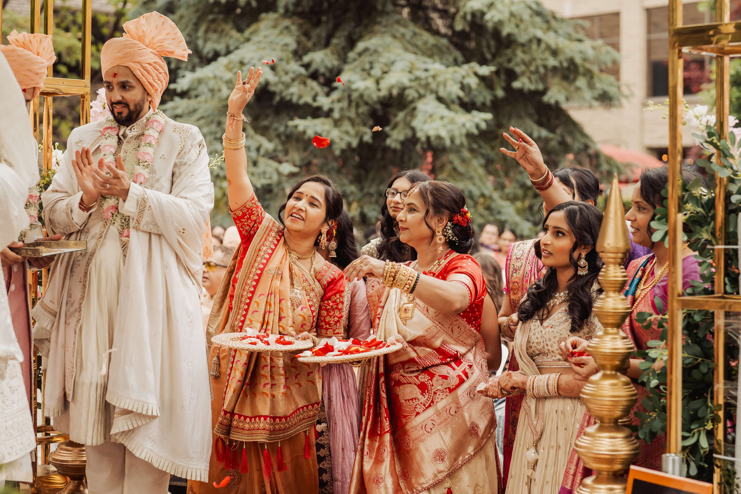 Prem & Nishtha. Wedding Photographer & Cinematographer studios