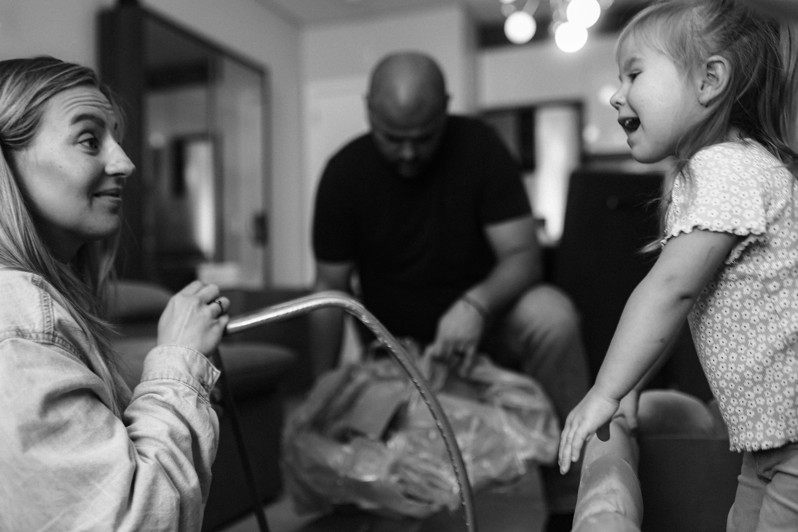 A espera da Iris parte 2. Fotografa documental de familia e nascimento em Florianópolis SC Daria Ermolaev