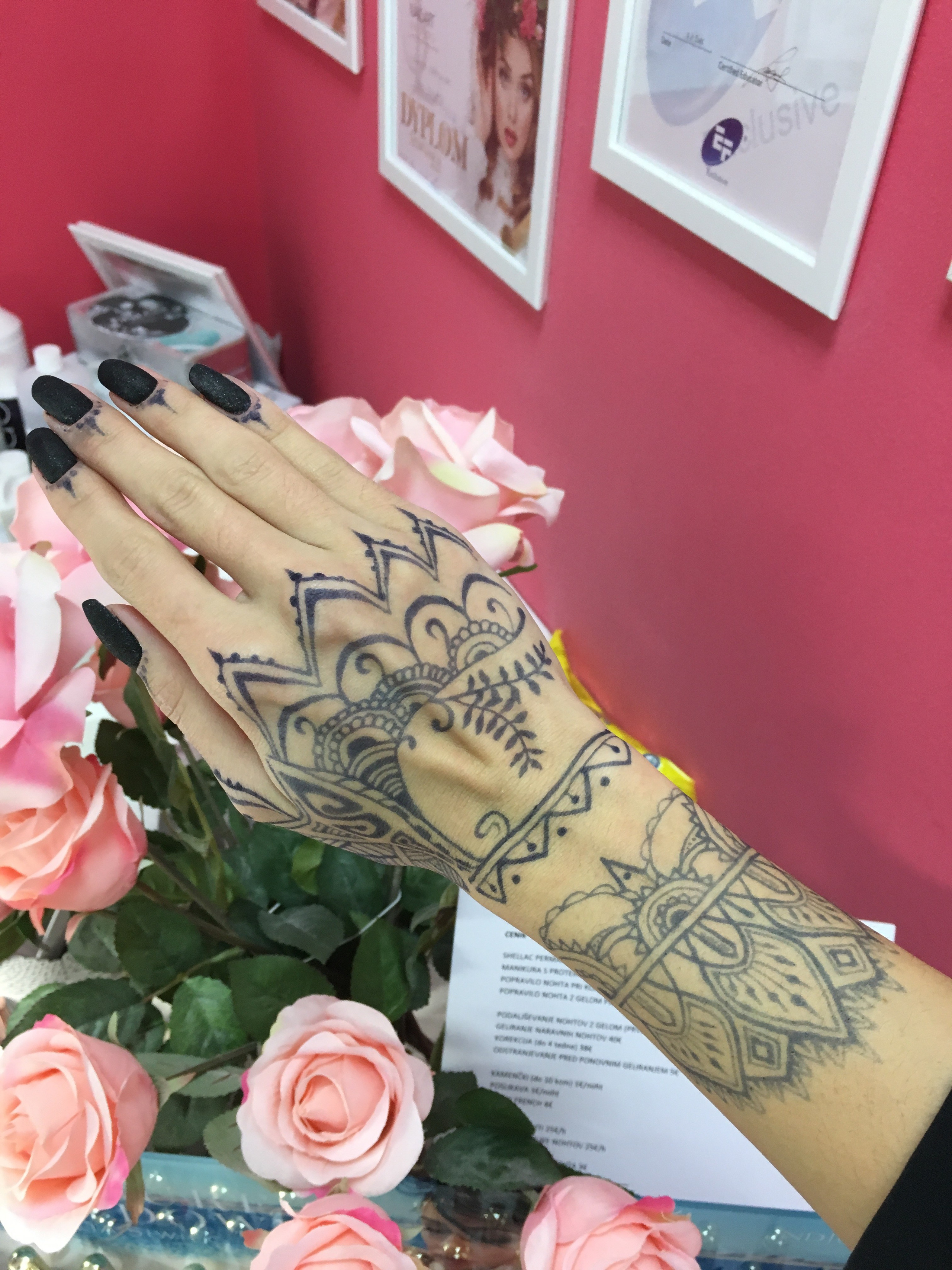 Kanapotrfolio. Numerologija. Nevrografika. Delavnice