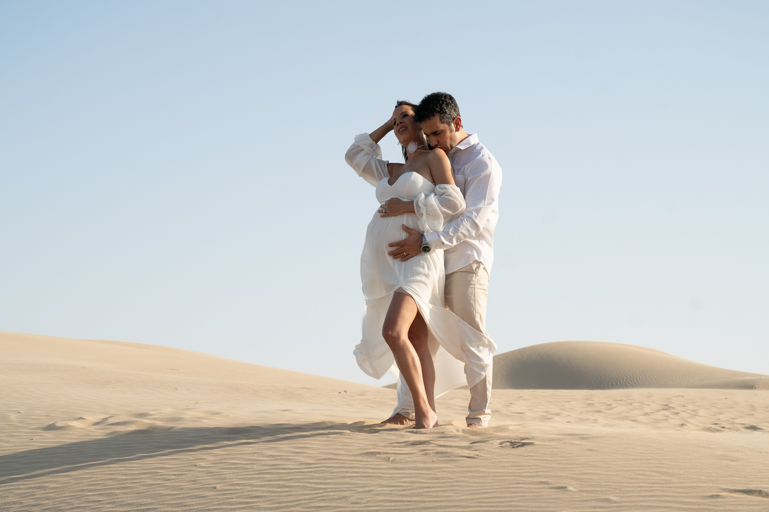 Desert Photoshoot in Abu Dhabi — Magic of Light, Wind & Emotion. Mariia Safronova is your photographer in Abu Dhabi and Dubai