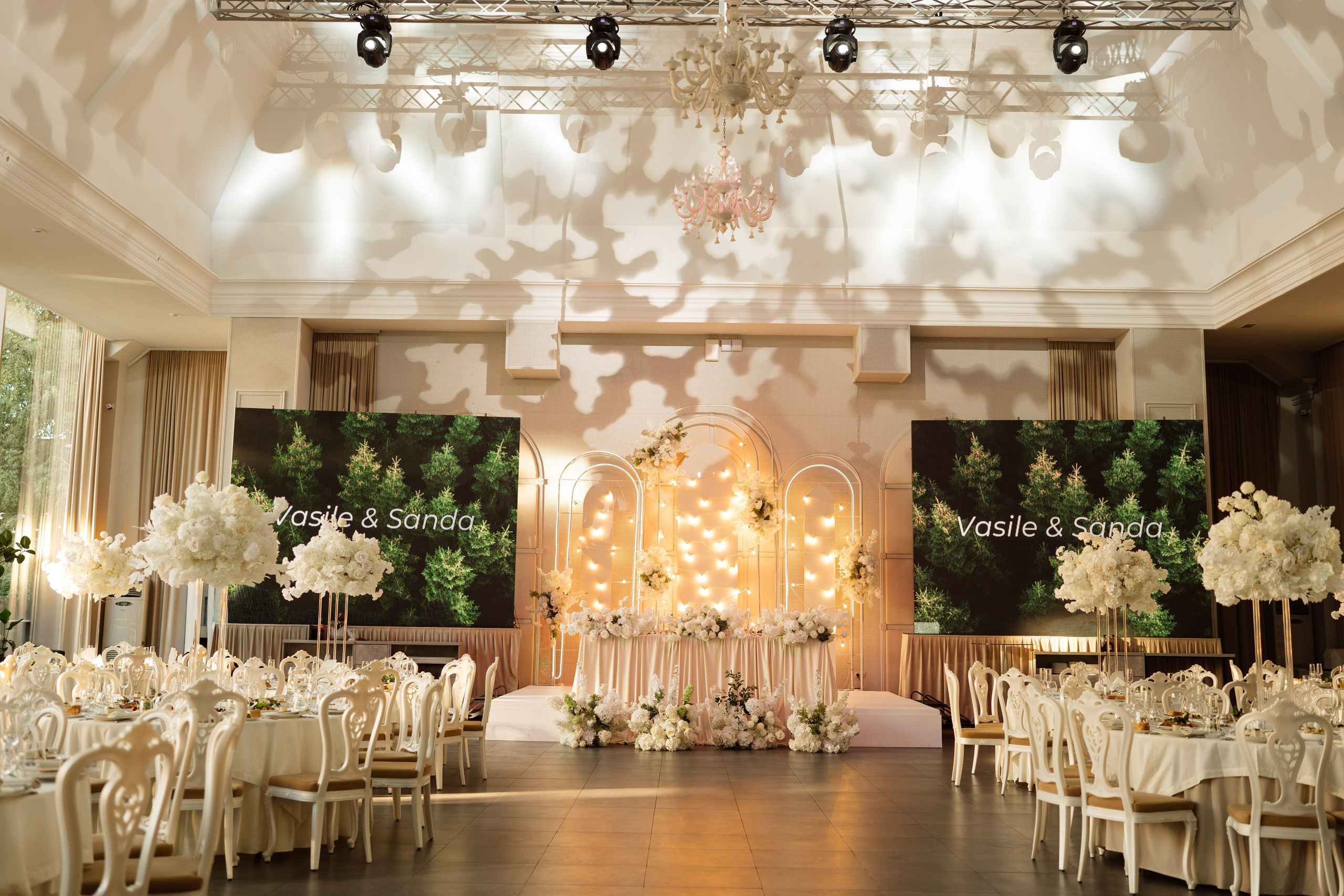 Vasile & Sanda. Home