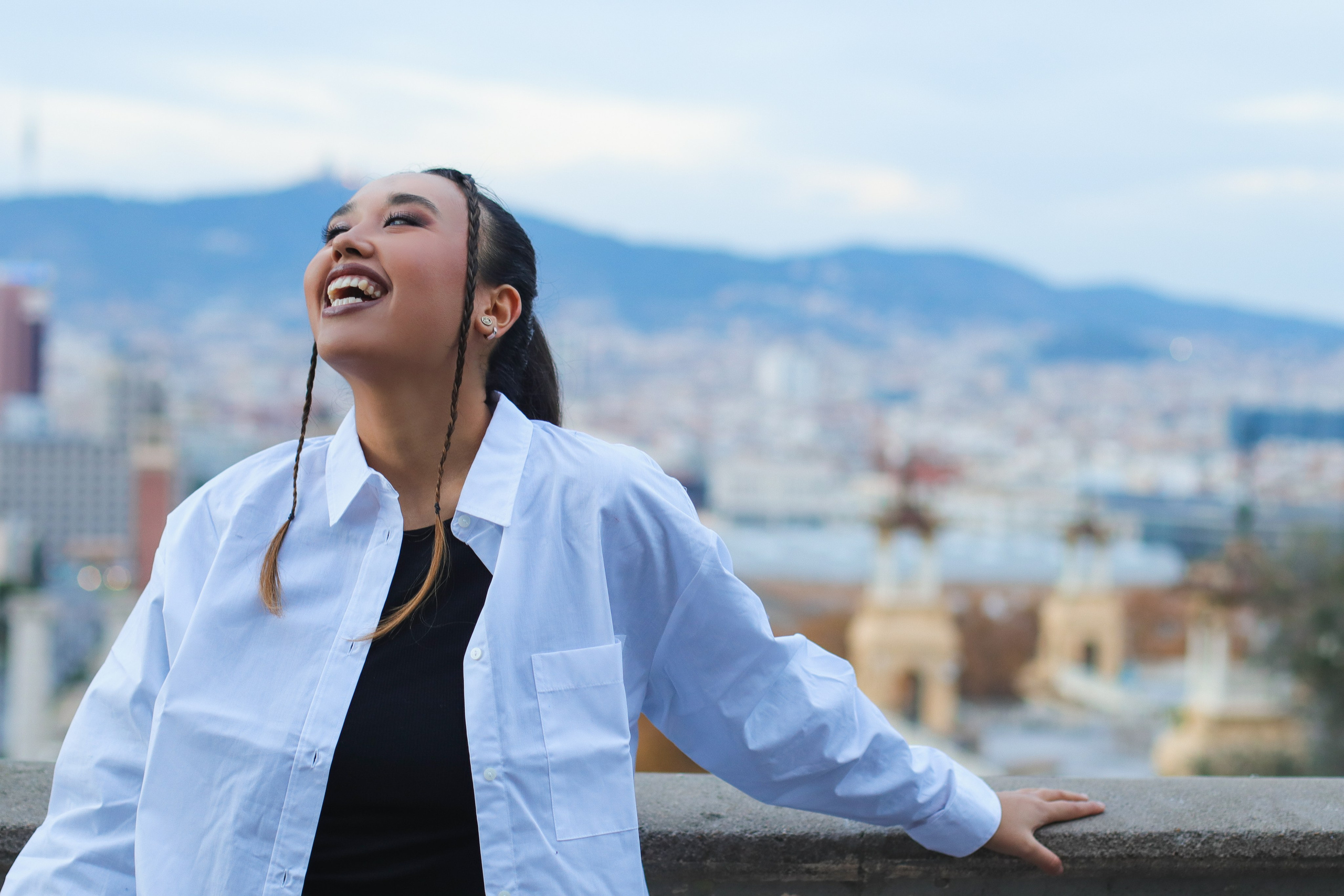 Луна, Montjuic. Главная