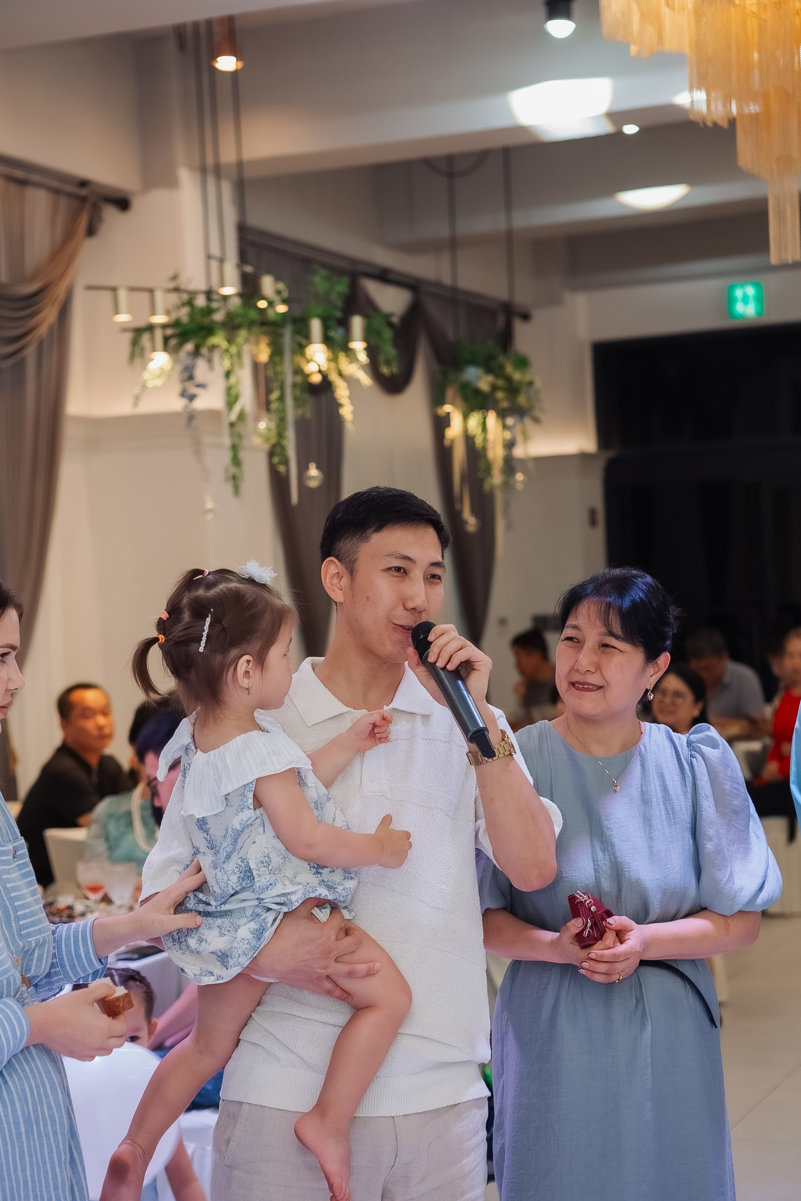 Тео дома и в ресторане. Фотограф беременности, ньюборн и годовасиков в Корее Жанна Хан