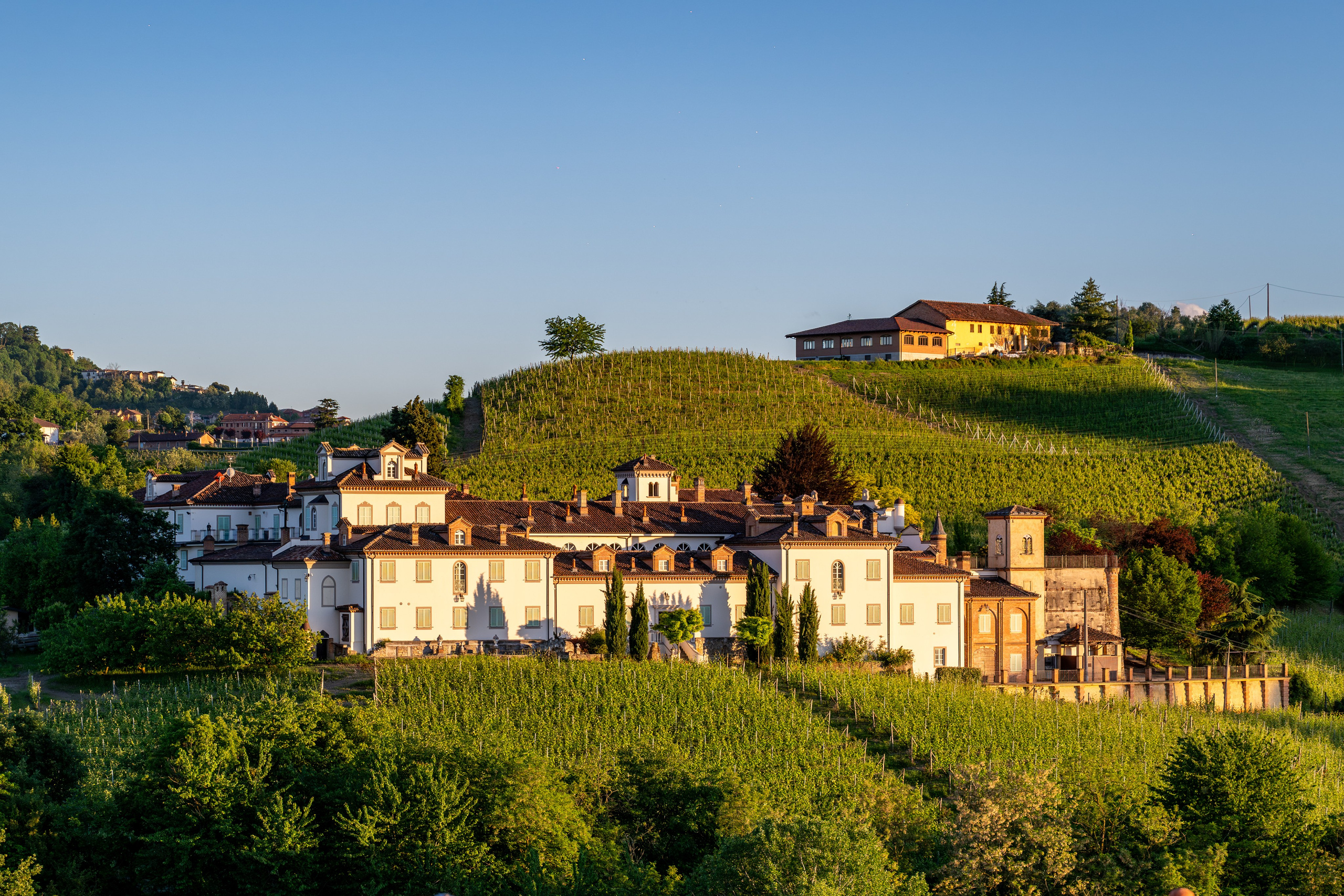 Cuzziol Grandi Vini e Cantine Parusso Monforte. “Gianmaria Coscia fotografo per passione”