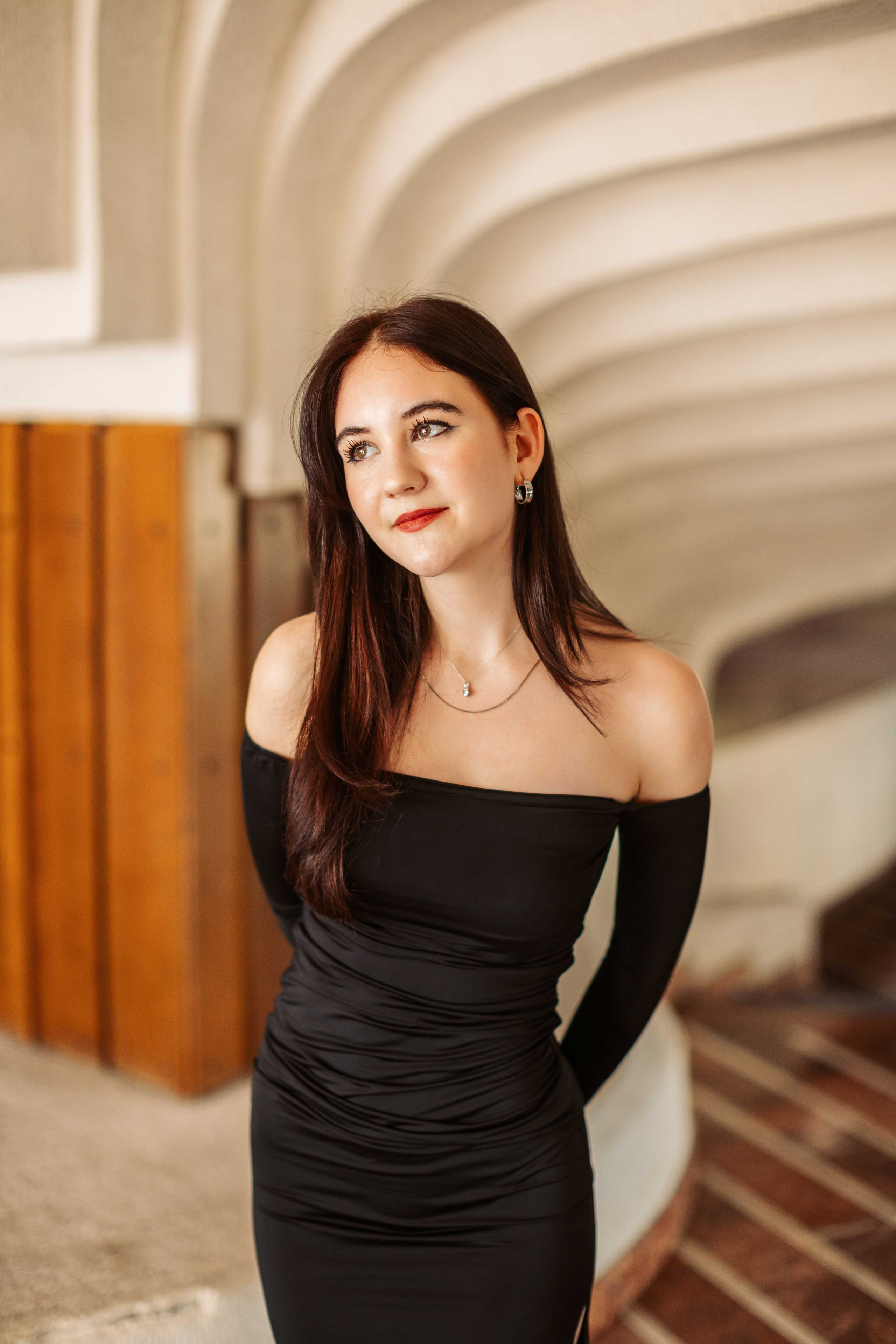 12C — Unirea. Contrast Studio