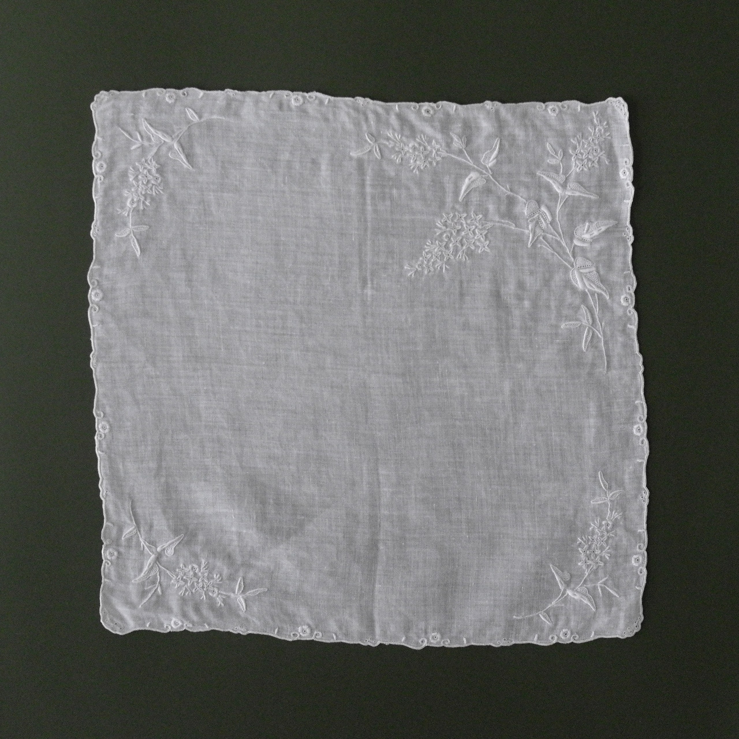 Lace napkins2. Современнные и актикварные украшения в Барселоне, Москве и Санкт-Петербурге