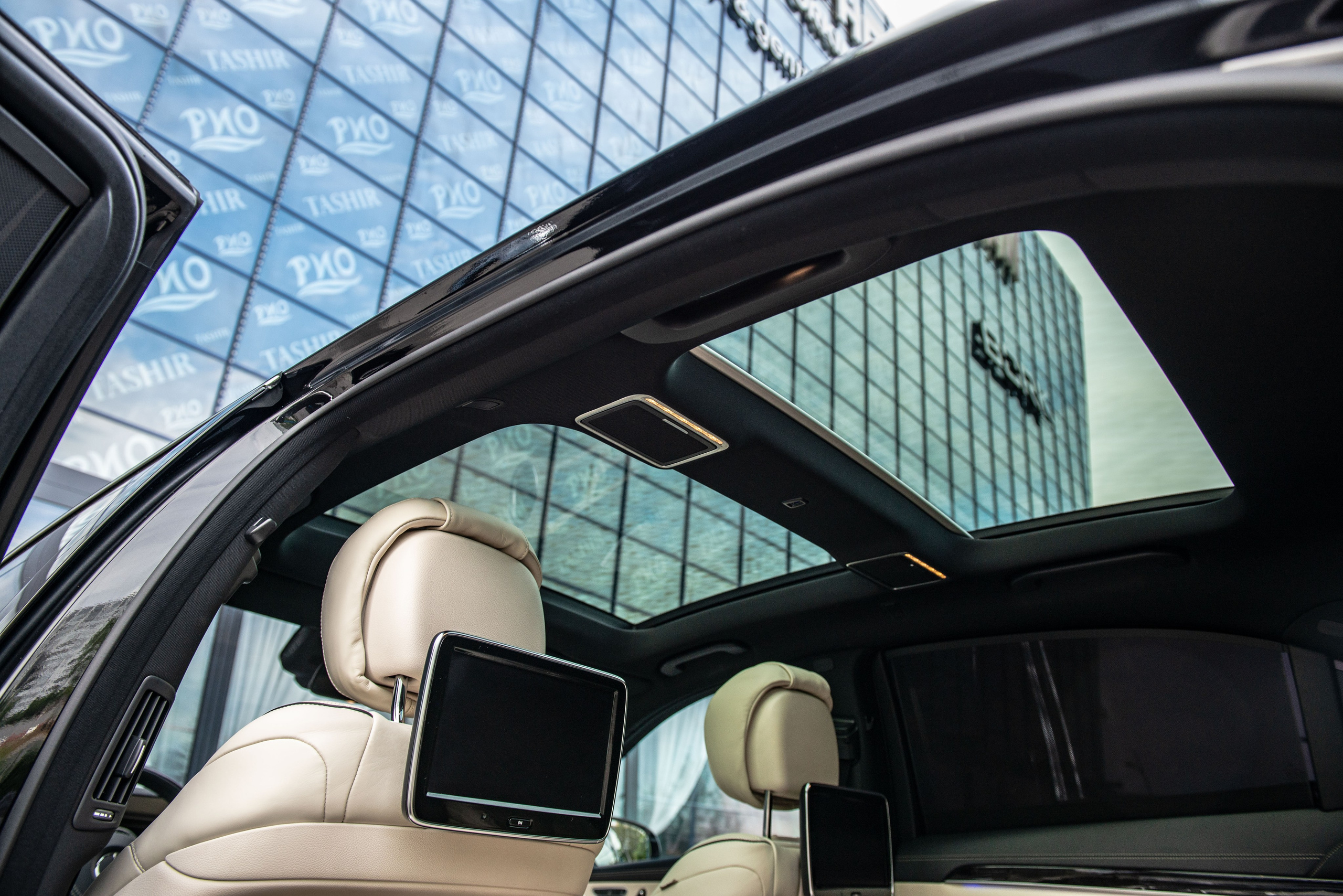 Фотосъемка Mercedes Benz S500 для продажи. ФОТОГРАФ МЕКСИКА КИНТАНА-РОО