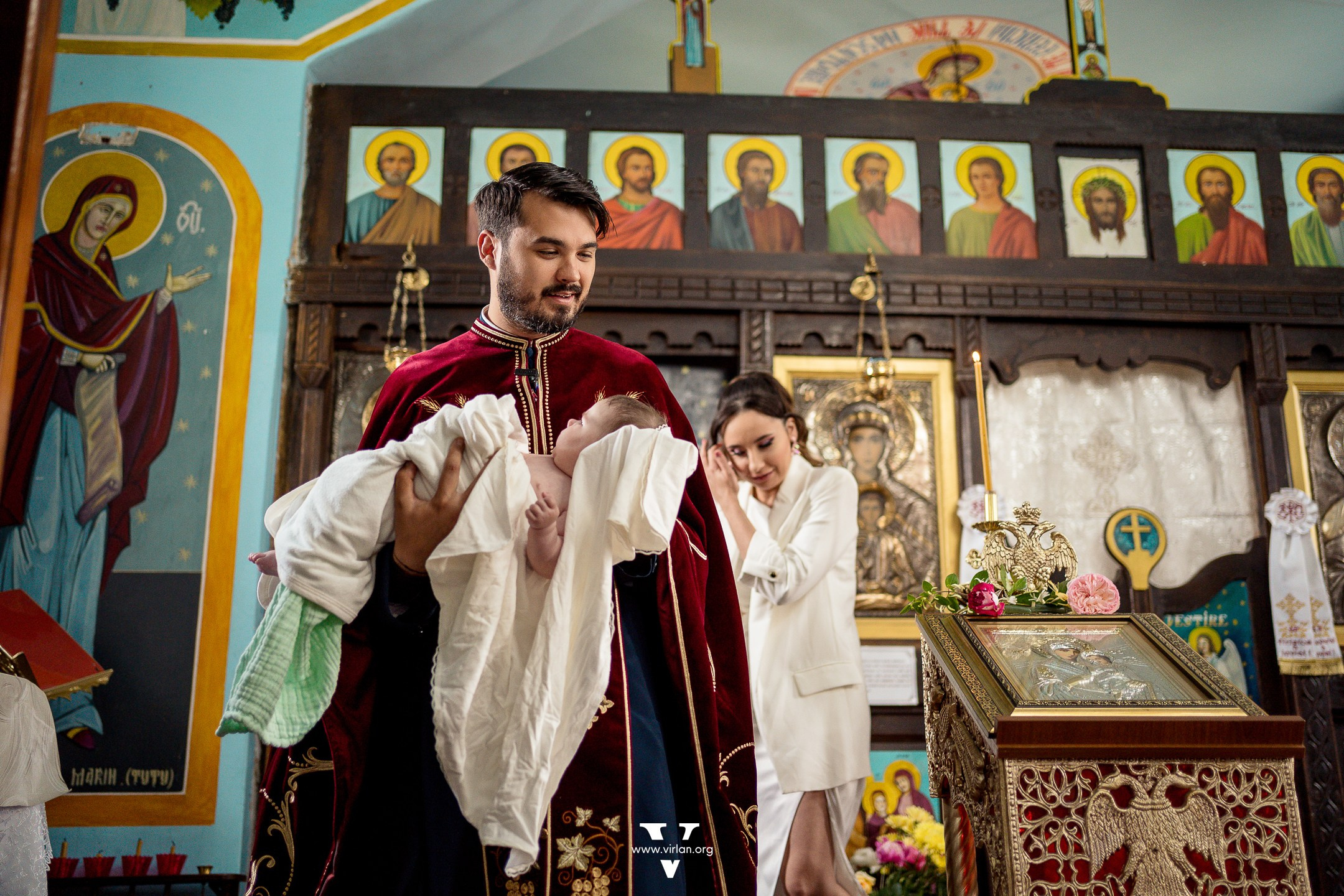 Fotografie de botez. Cosmin Virlan - Fotograf de eveniment din Târgoviște