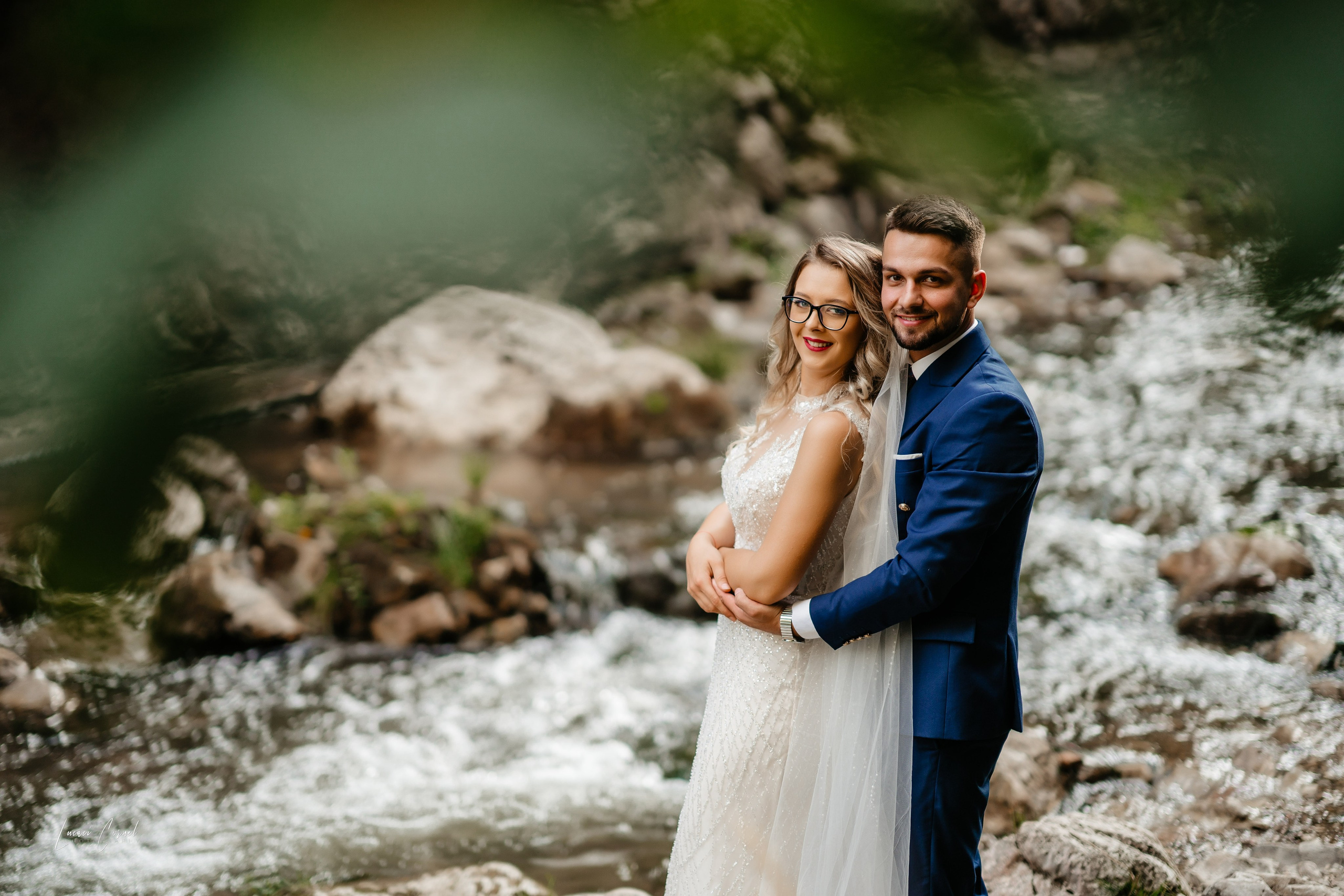 Fotograf de Nuntă Profesional — Fotografie Jurnalistică și Clasică pentru Amintiri de Neuitat. Fotograf de nuntă, corporate, botezuri, majorate și aniversări Roman, Lucaci Cornel