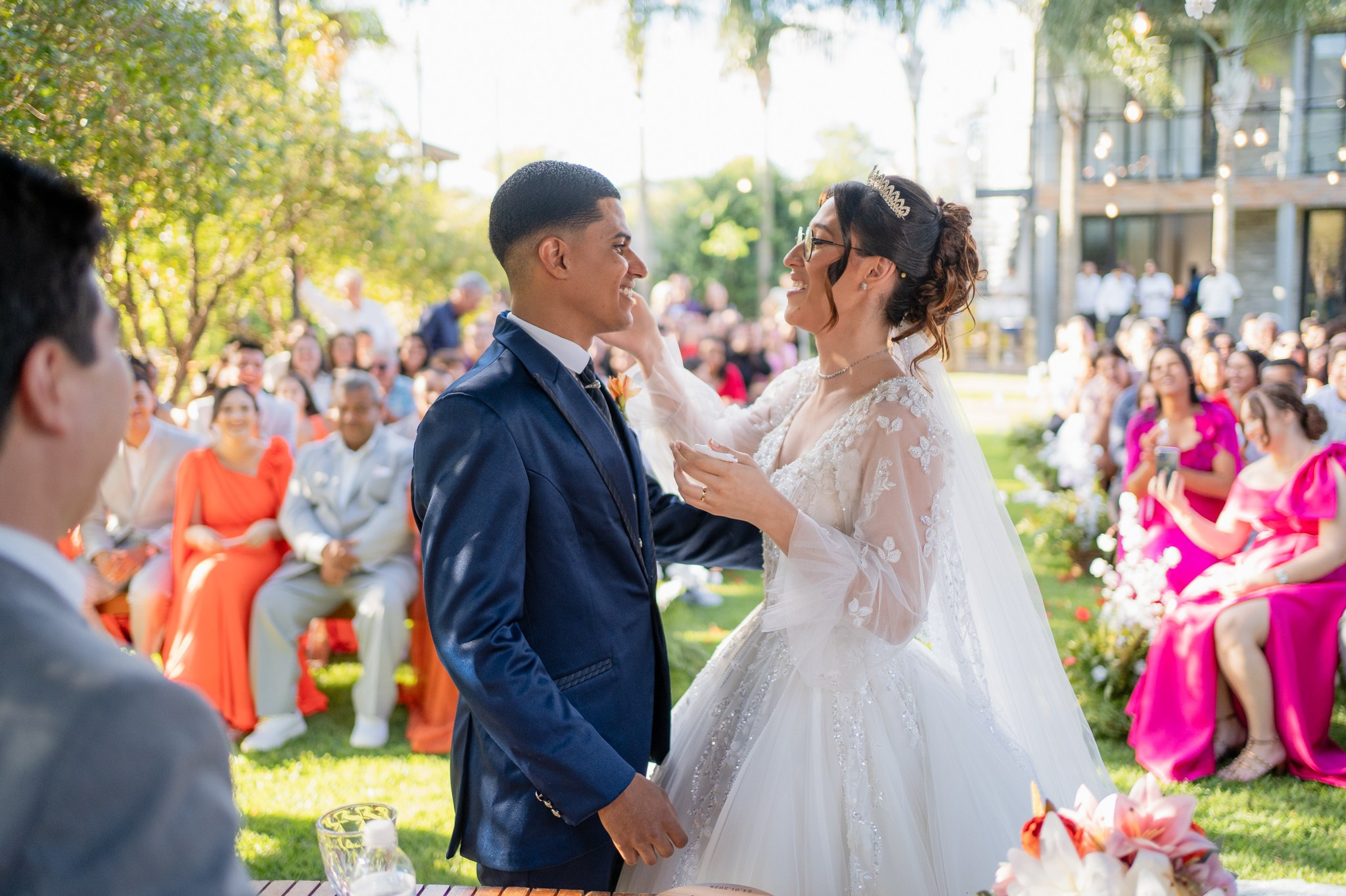 Larissa & Vinicius — Espaço Faveral / Aararaquara. Robson Colaço