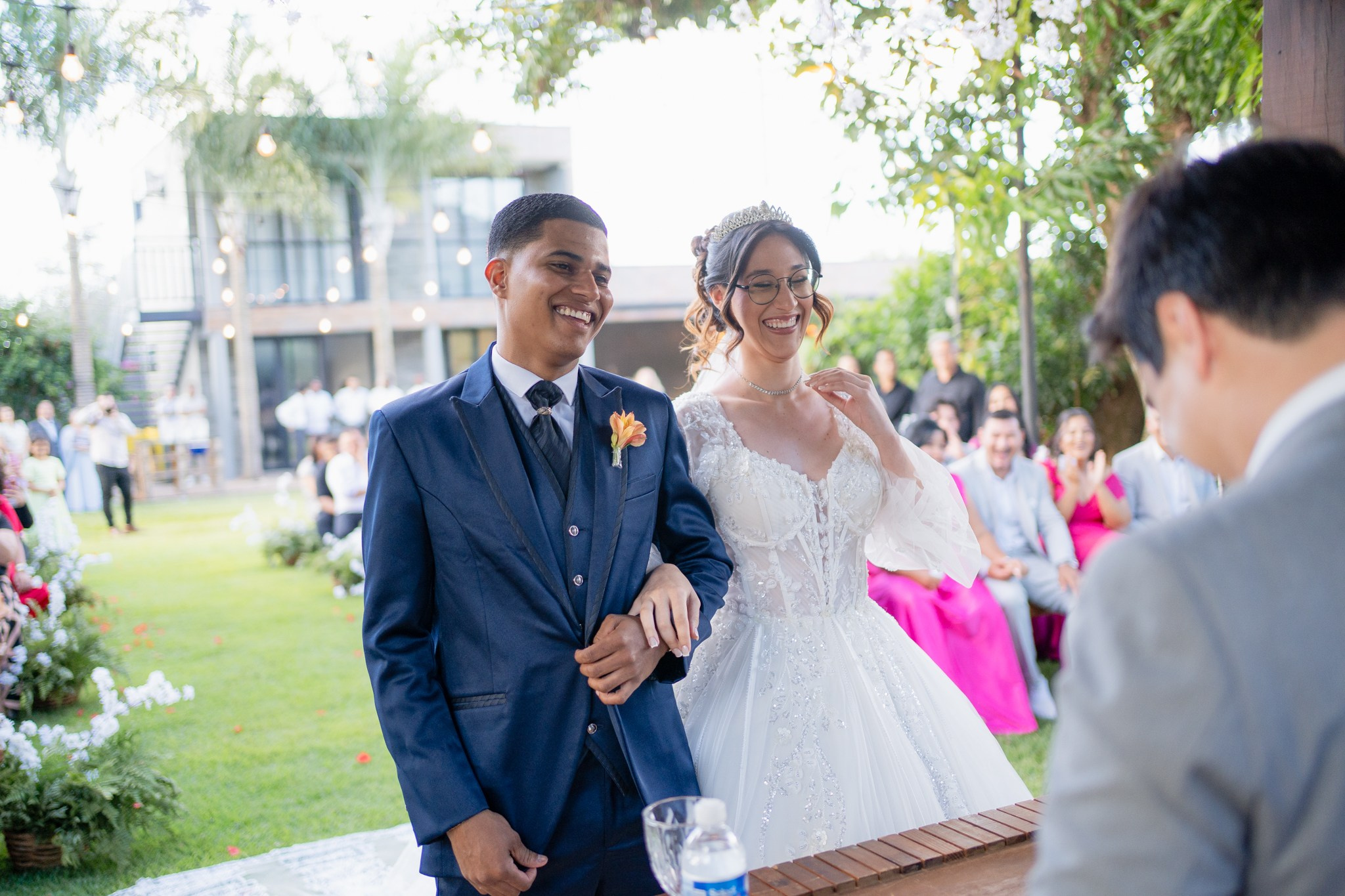 Larissa & Vinicius — Espaço Faveral / Aararaquara. Robson Colaço