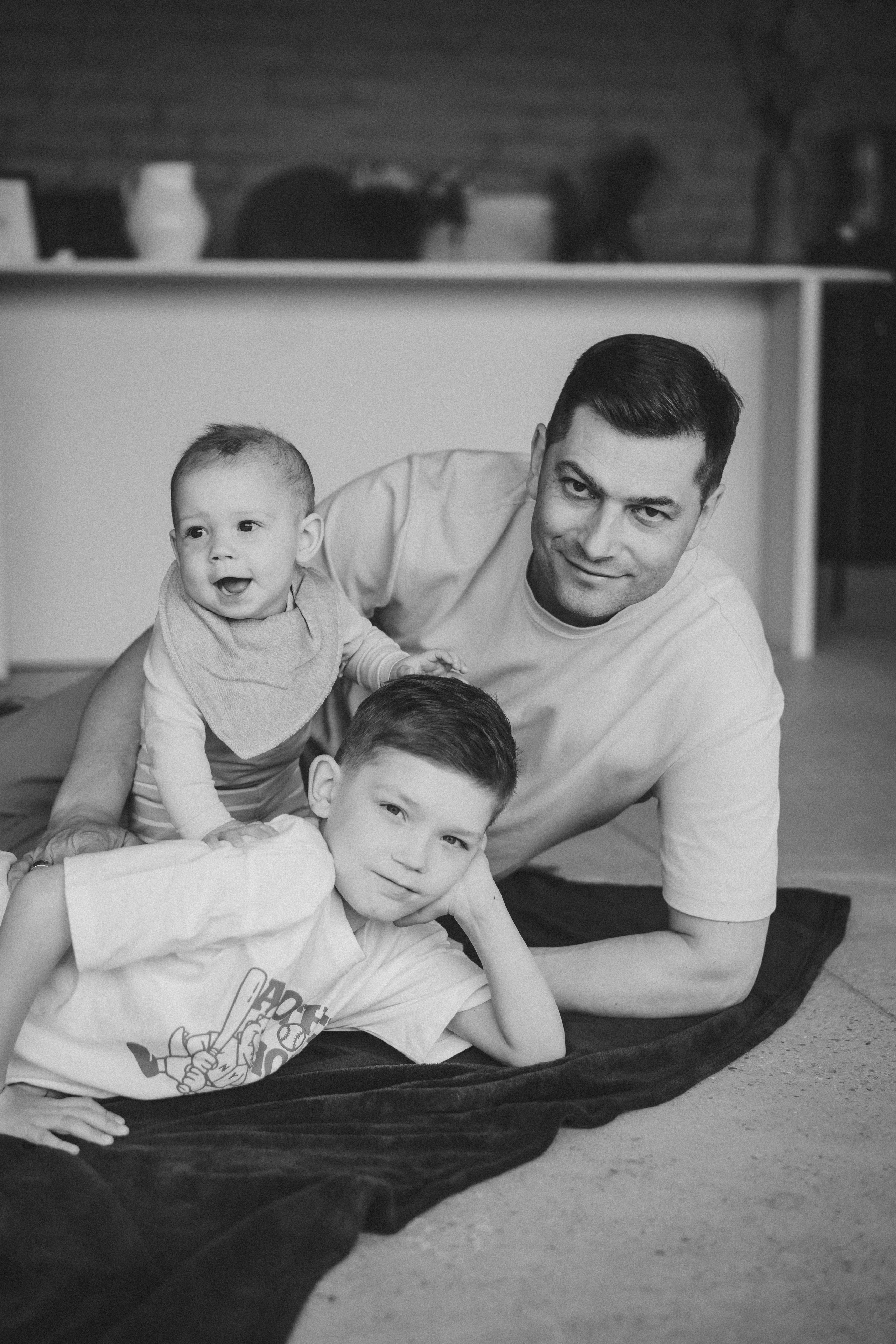 Family photoshoot. Portrait, lookbook and family photographer in Riga, LATVIA