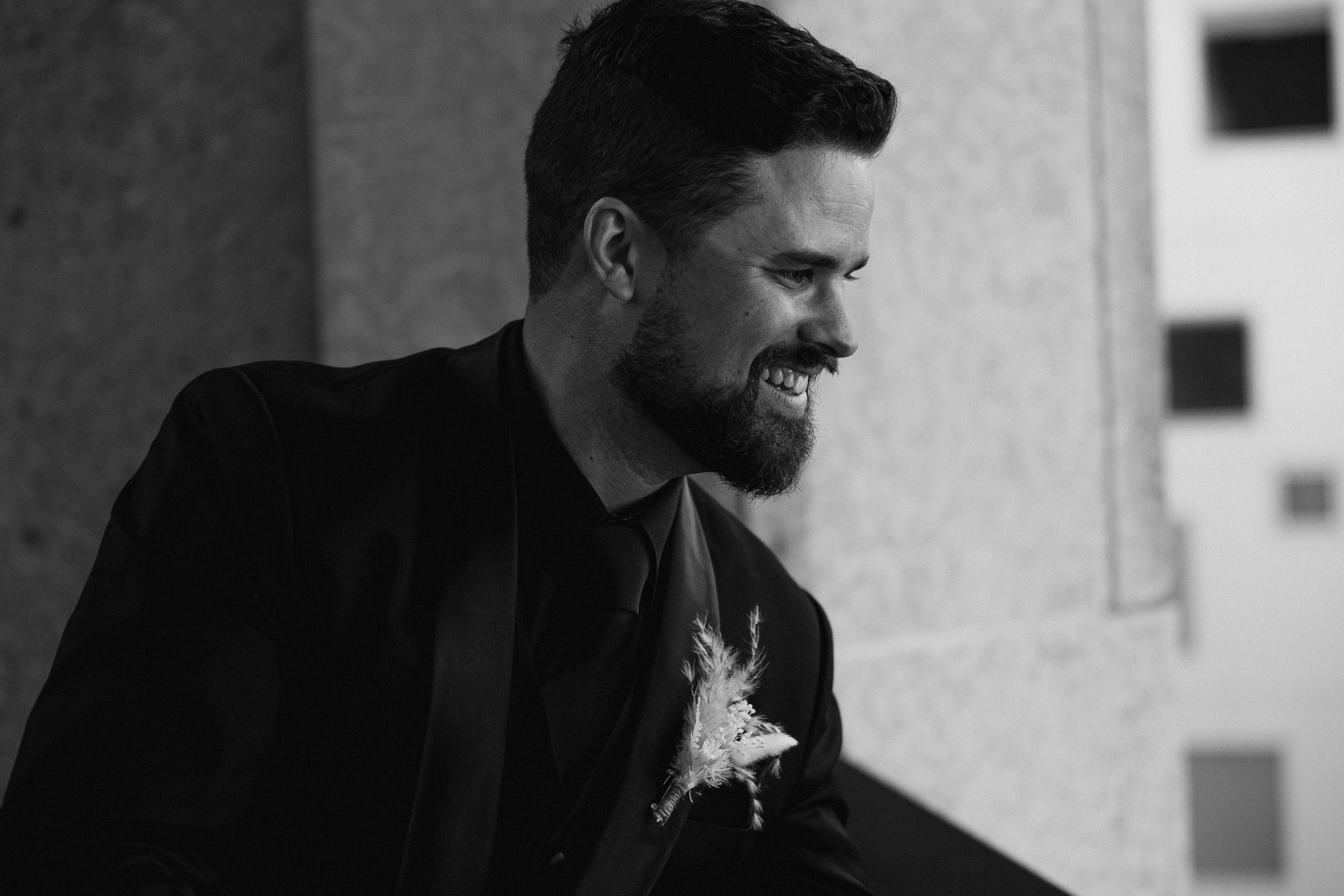 Khrystyna & Zachary (Winnipeg Art Gallery). Wedding Photographer in Winnipeg — Cinematic & Timeless by Vitiuk Photography