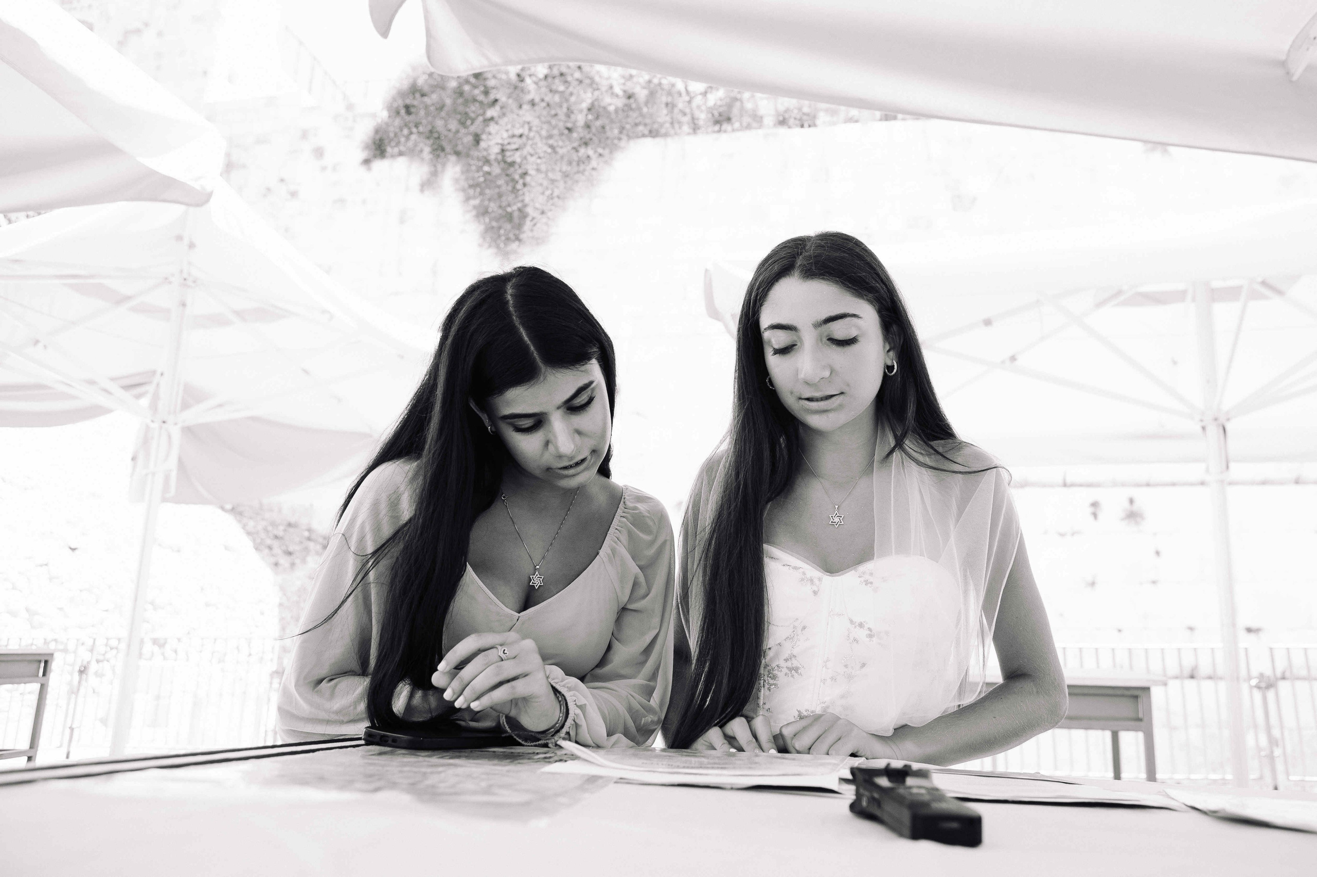 BAT MITZVAH CEREMONY + PHOTO SESSION. Https://shi-photo.com/