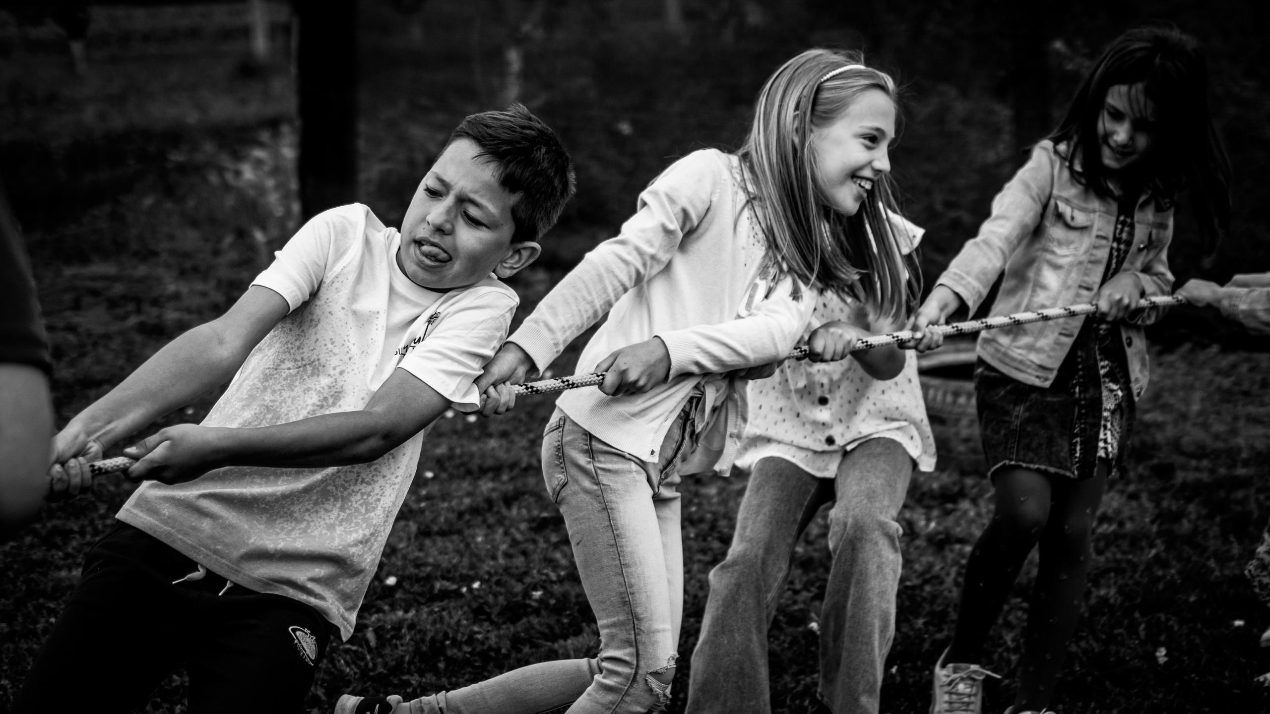 crno-bela fotografija detinjstva