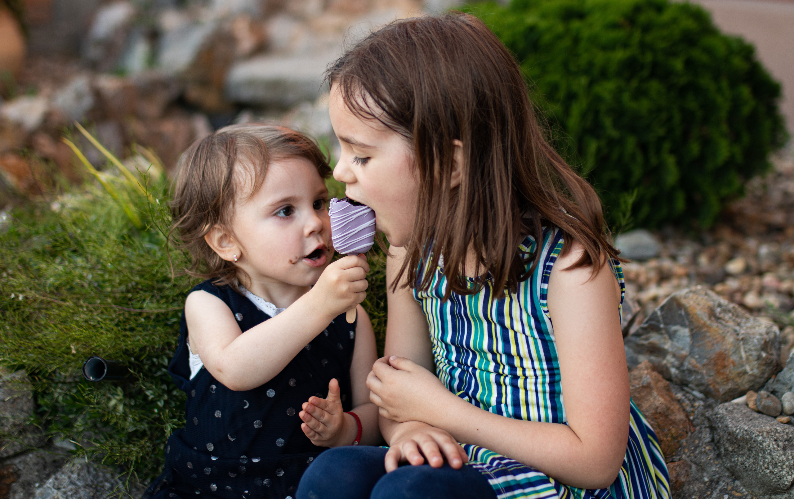 fotografisanje dve male devojčice