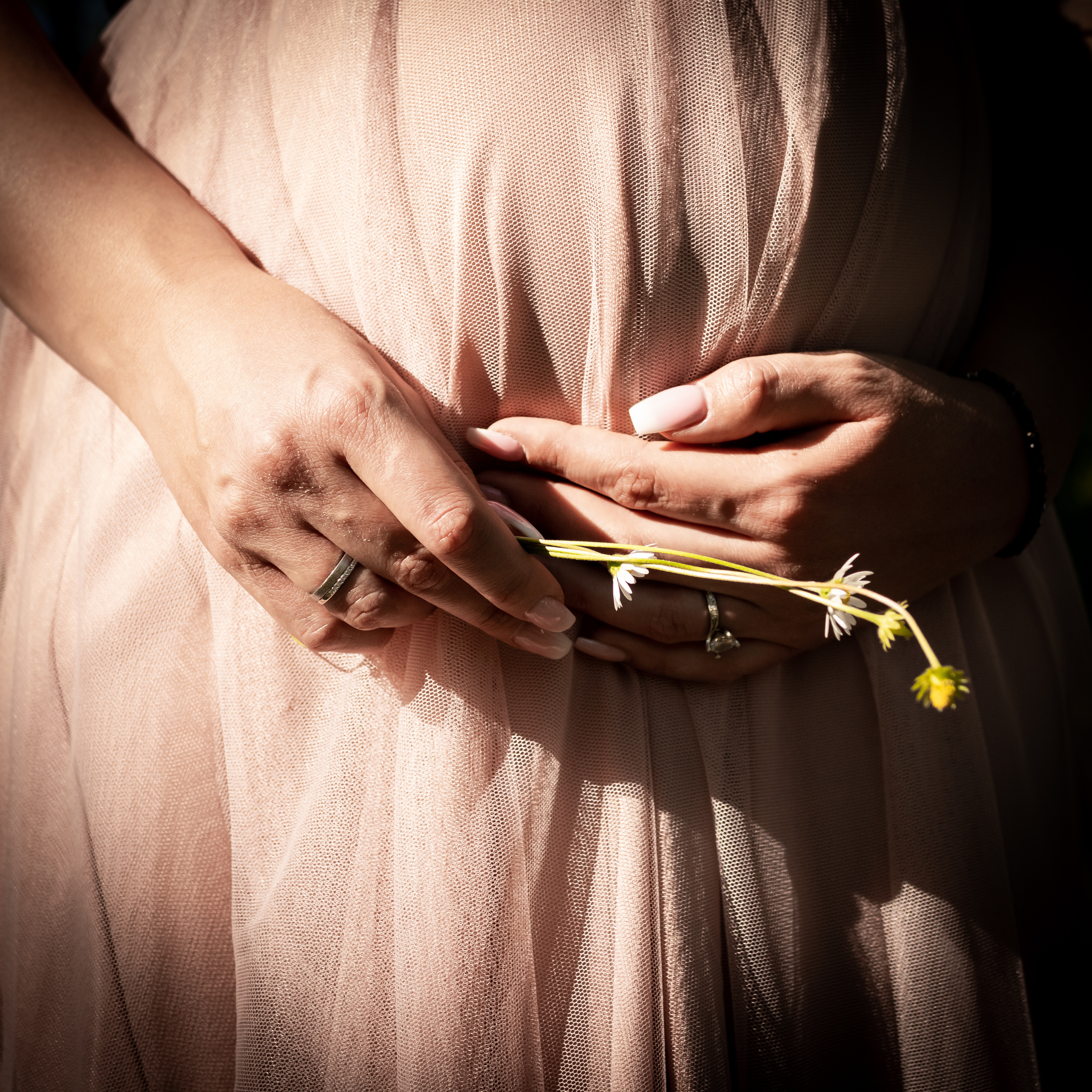 Fotografisanje trudnice na dan venčanja