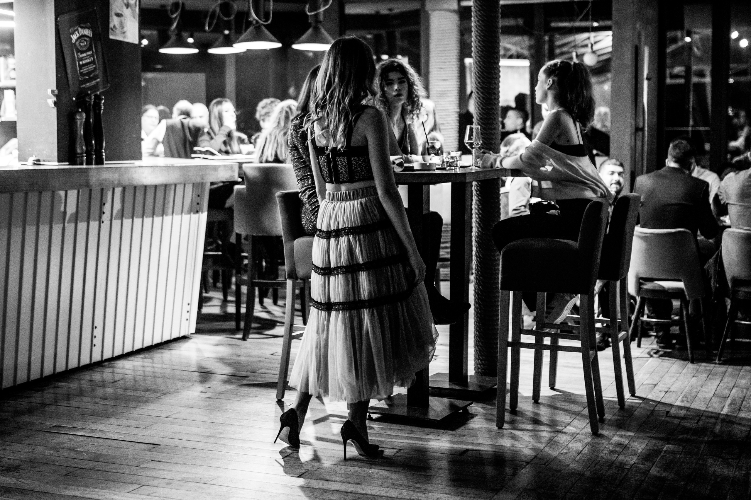 crno-bela fotografija uspomena sa rođendana