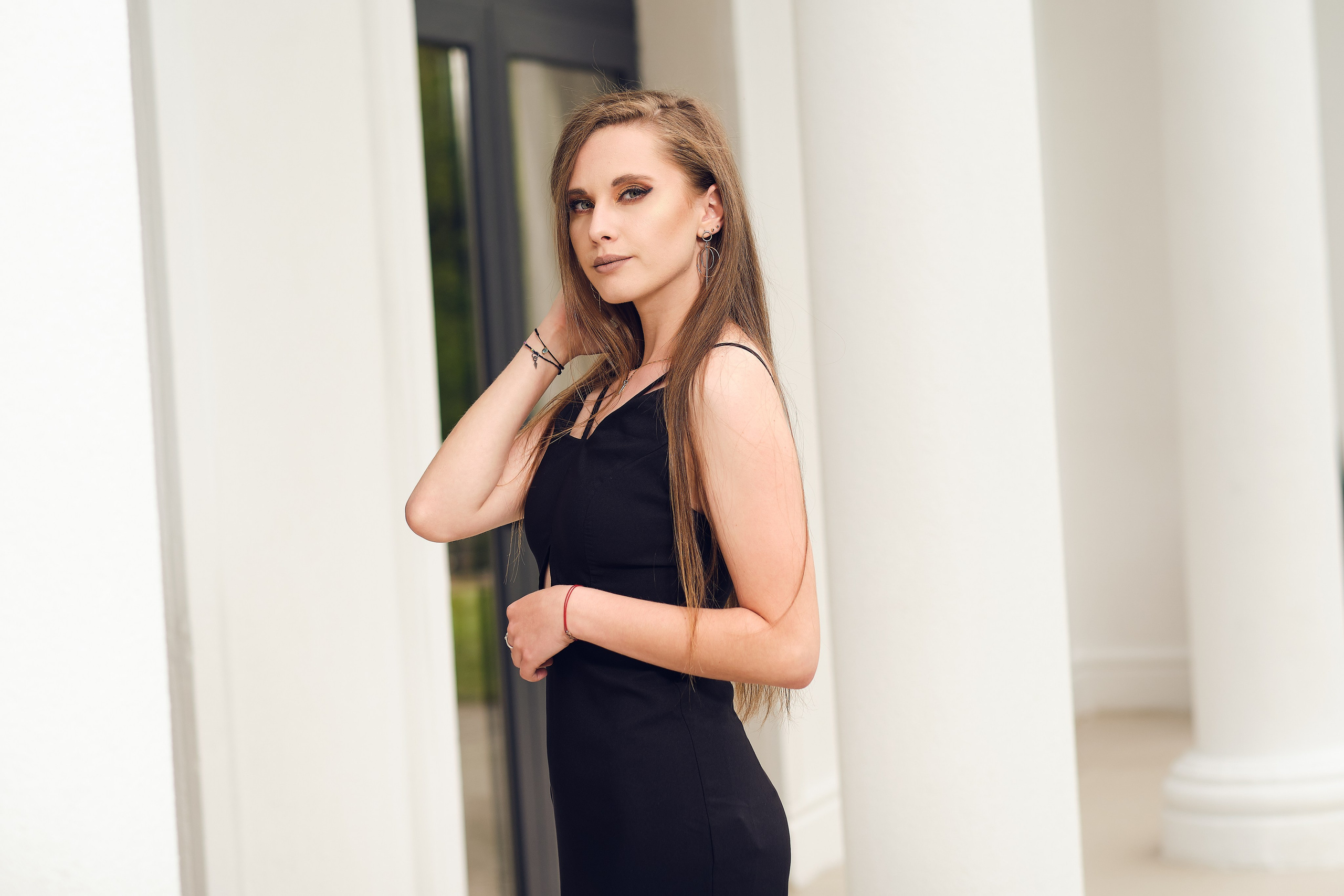 Portrete diverse — 1. Pagina principală