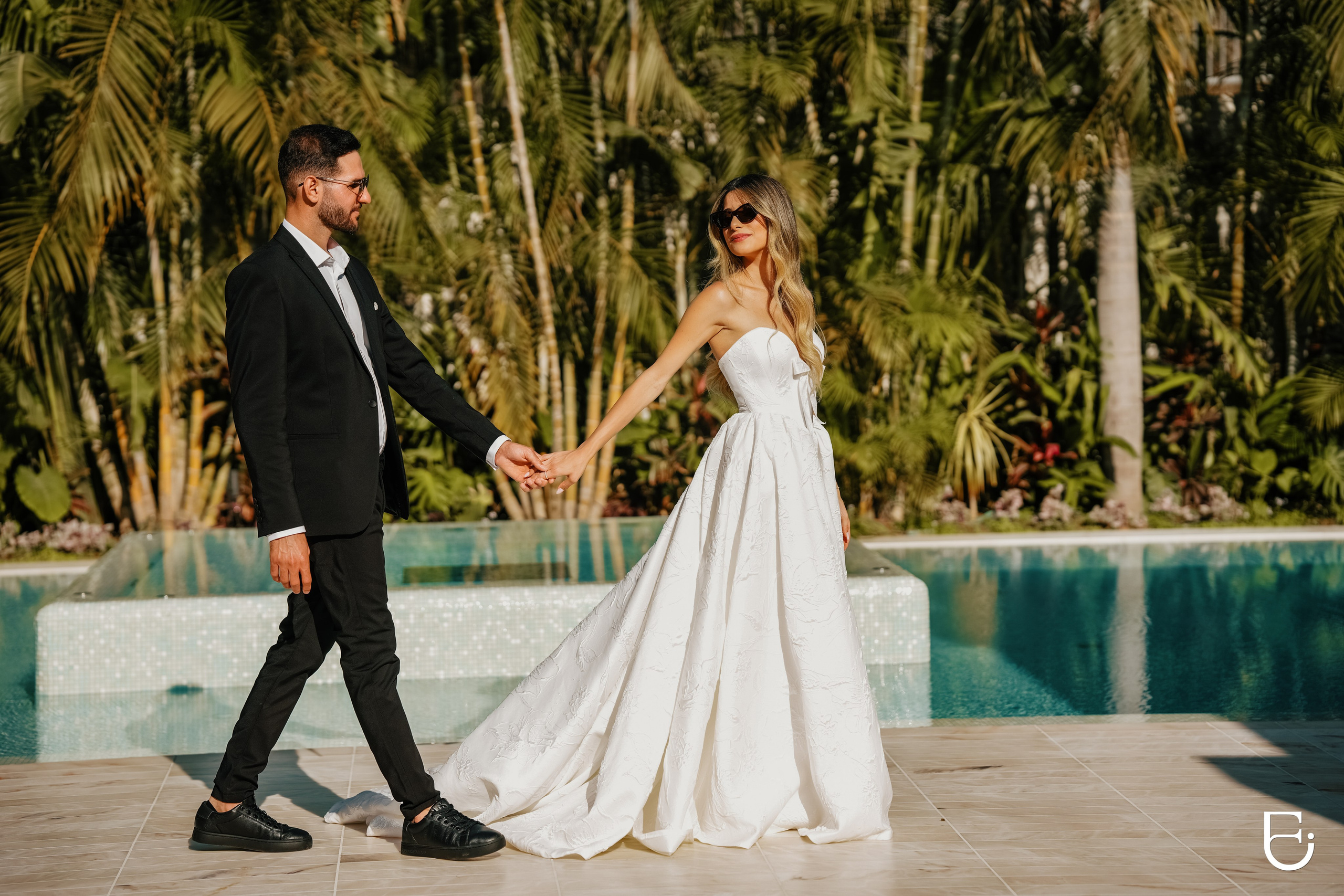 WEDDINGS. CAMELLIA ART PHOTOGRAPHY