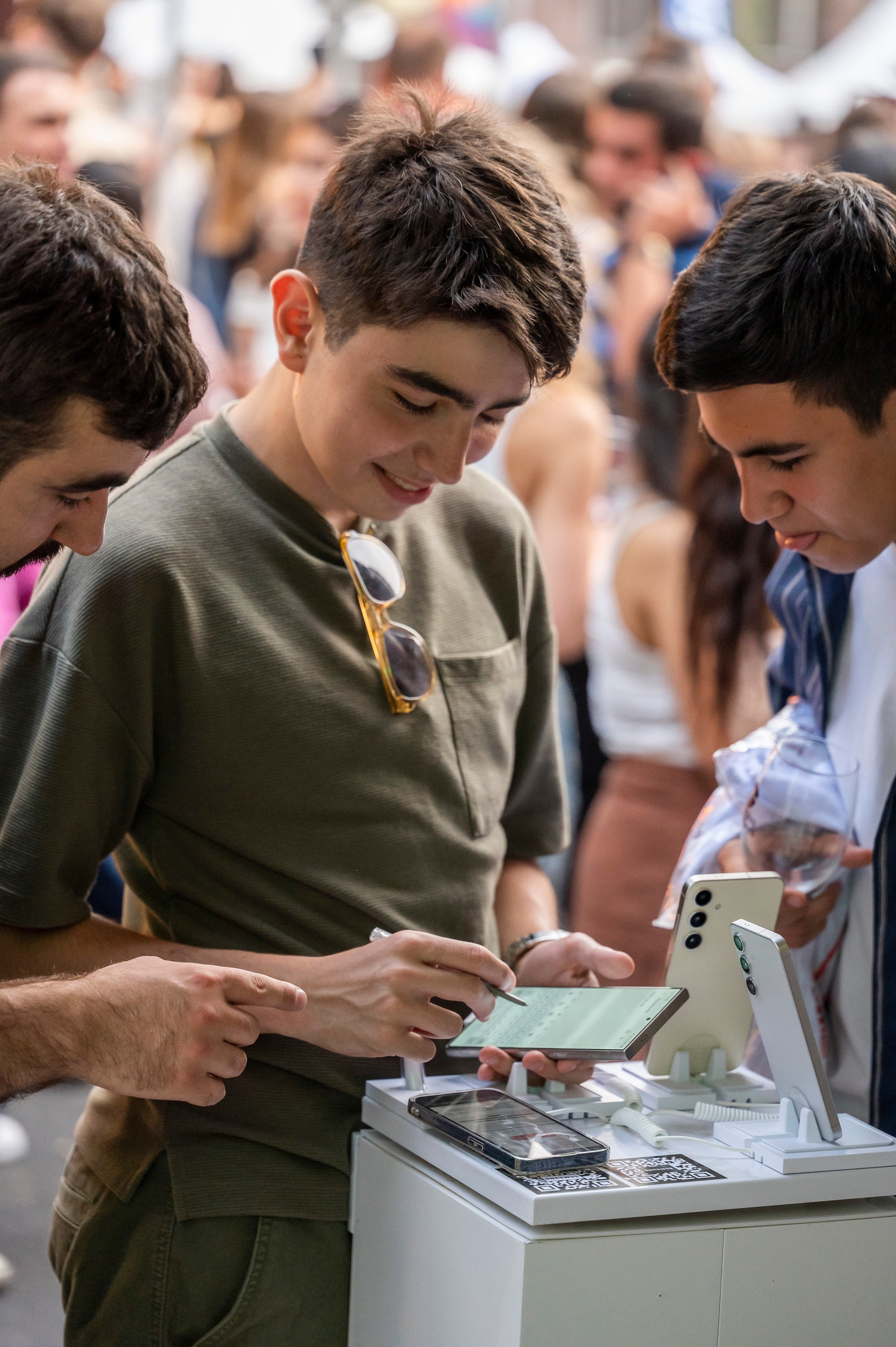 РЕПОРТАЖ. Фотограф в Ереване Карина Тоноян