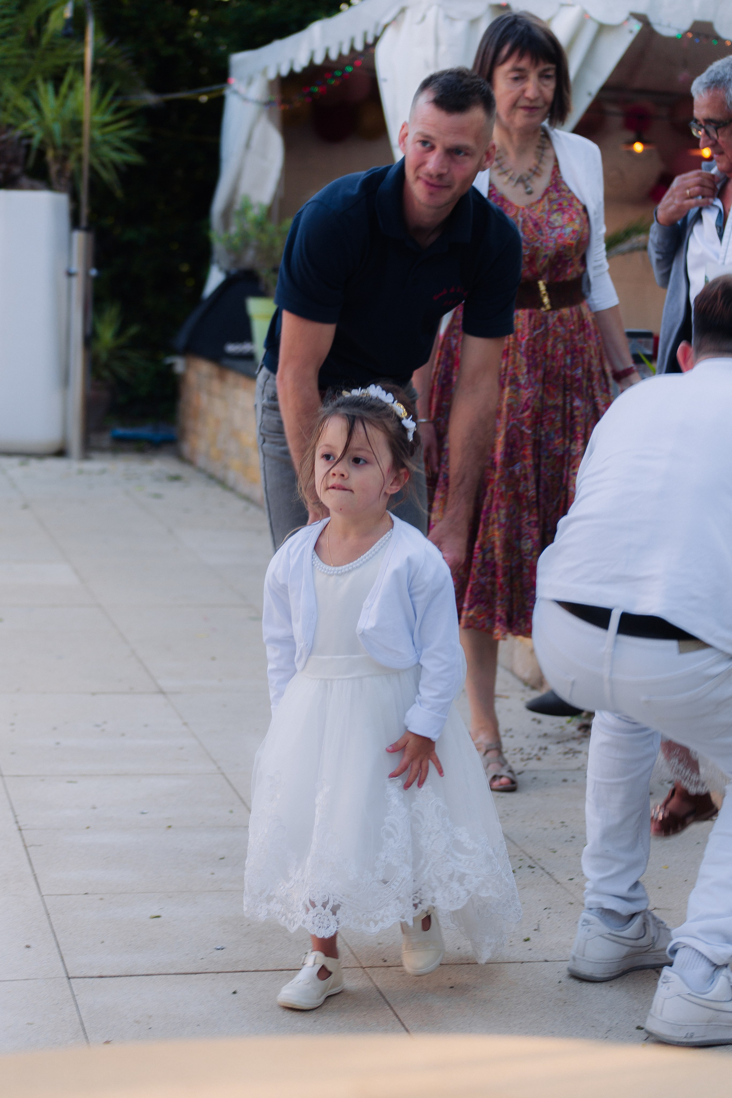 Julia et Shanna | Baptême. Studio photo « Partage ton bonheur » – Photographe famille près de Châtellerault, Poitiers et Tours