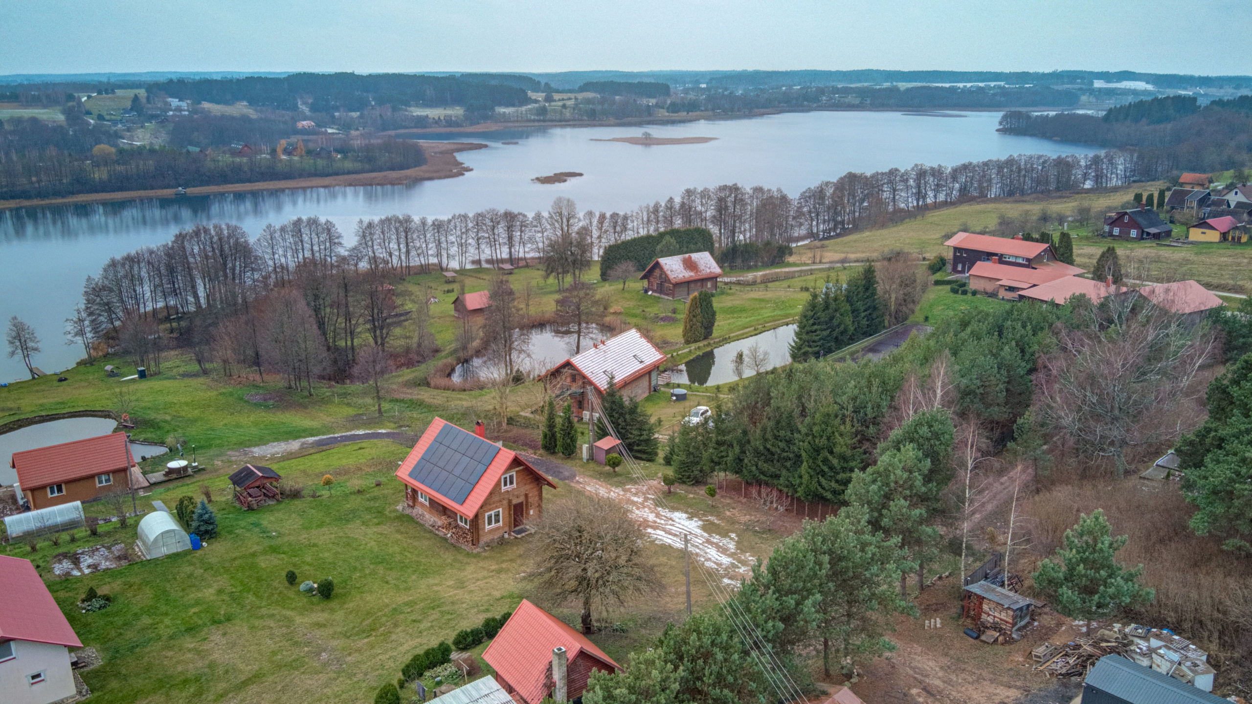Trakų raj. sodyba. Elina Sapiega fotografė Vilniuje